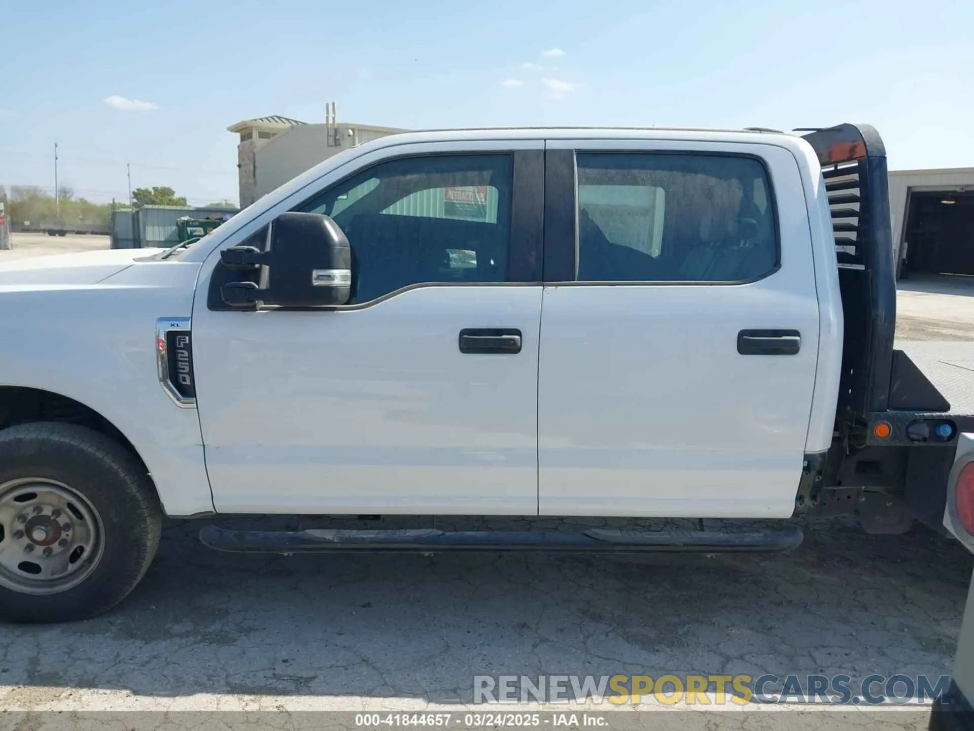 15 fotografías del automóvil dañado 1FD7W2AT1NEC91583 FORD F-250 2022