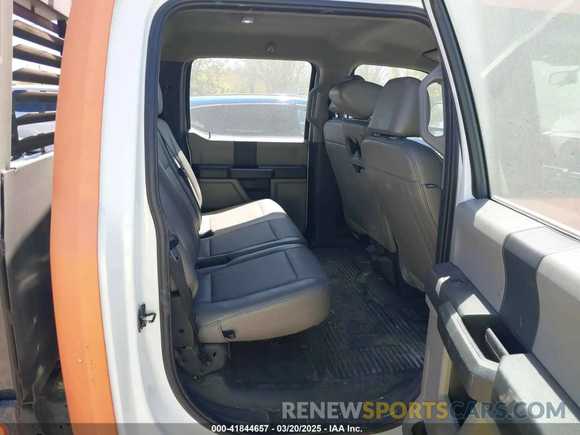 8 fotografías del automóvil dañado 1FD7W2AT1NEC91583 FORD F-250 2022