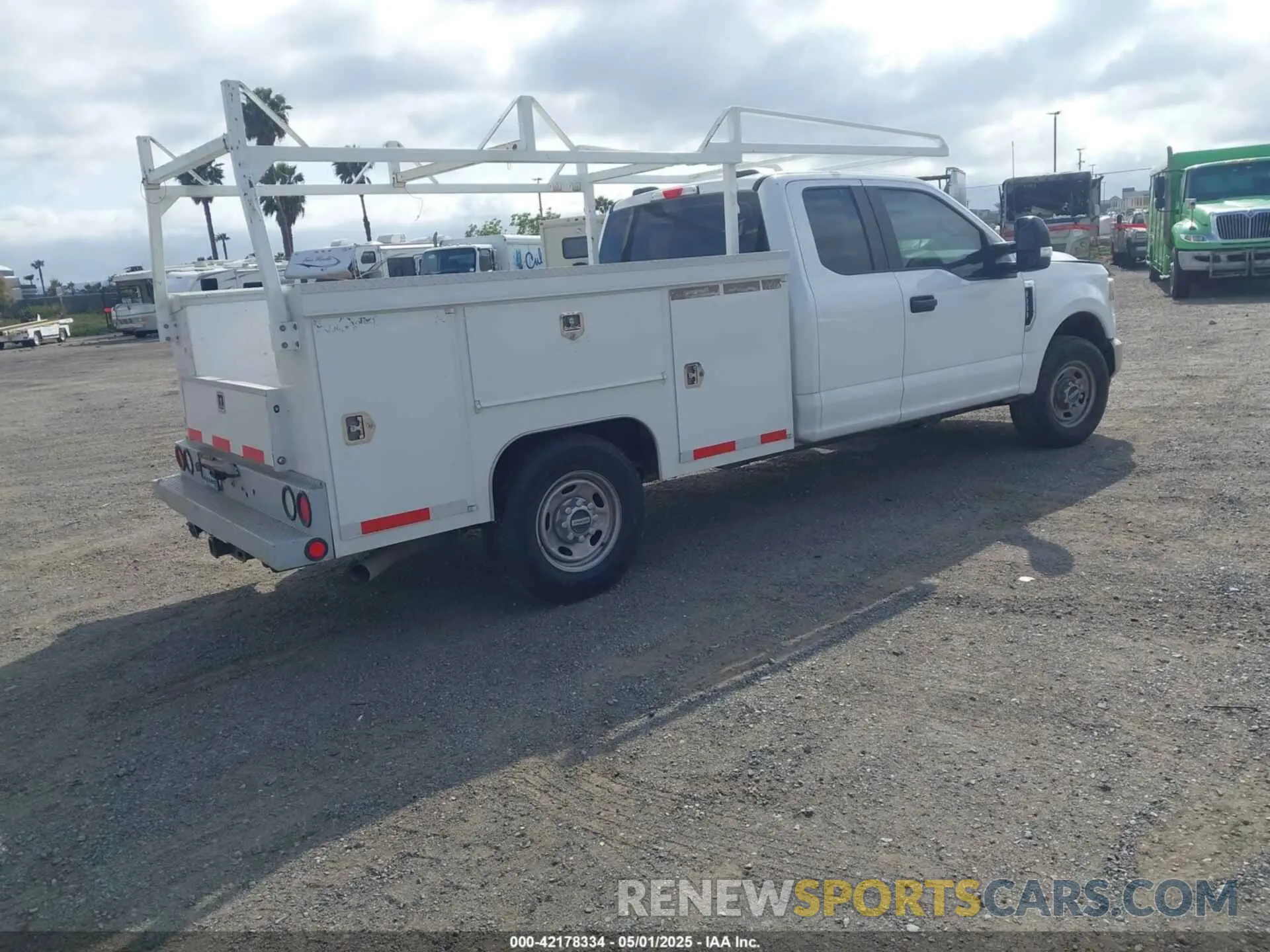 4 fotografías del automóvil dañado 1FD7X2A65NED19425 FORD F-250 2022