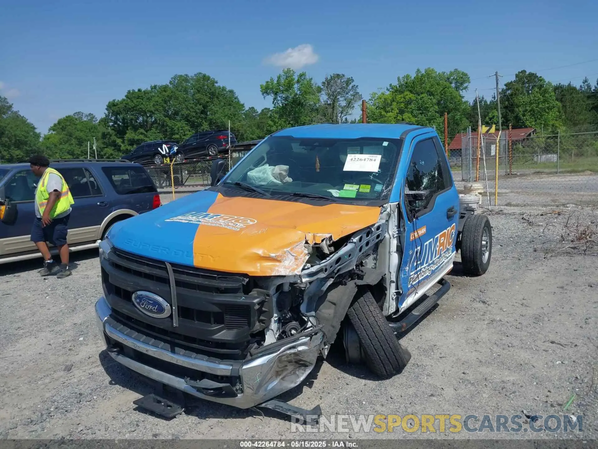 2 fotografías del automóvil dañado 1FDBF2A65NEF15684 FORD F-250 2022