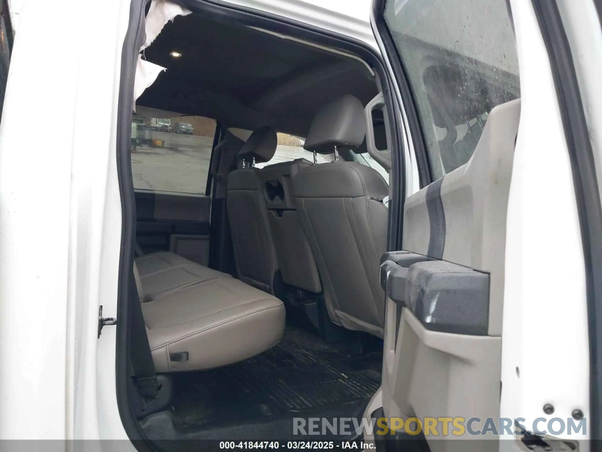 8 fotografías del automóvil dañado 1FT7W2B65NEF76378 FORD F-250 2022