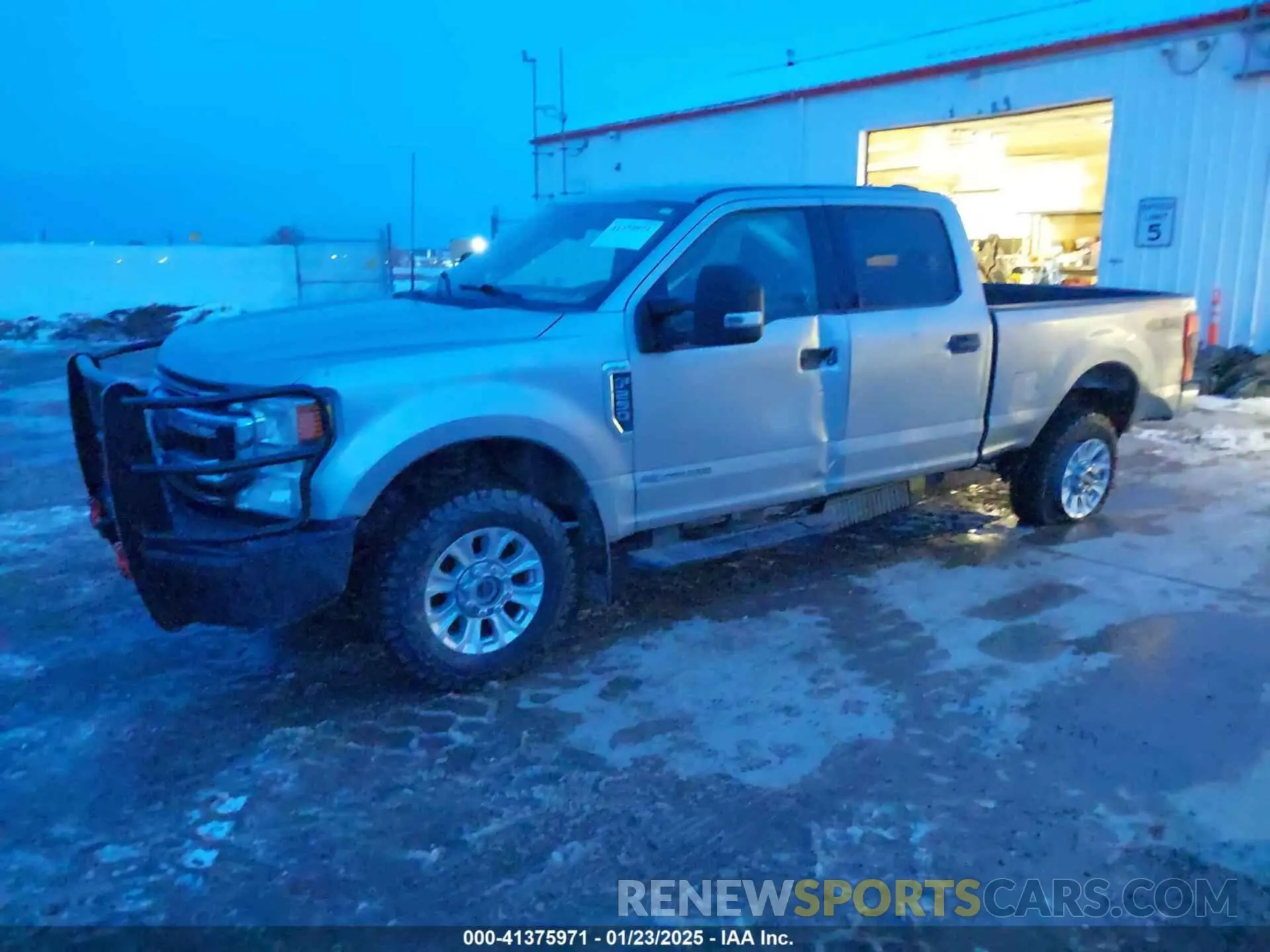 2 fotografías del automóvil dañado 1FT7W2BT3NEF30165 FORD F-250 2022