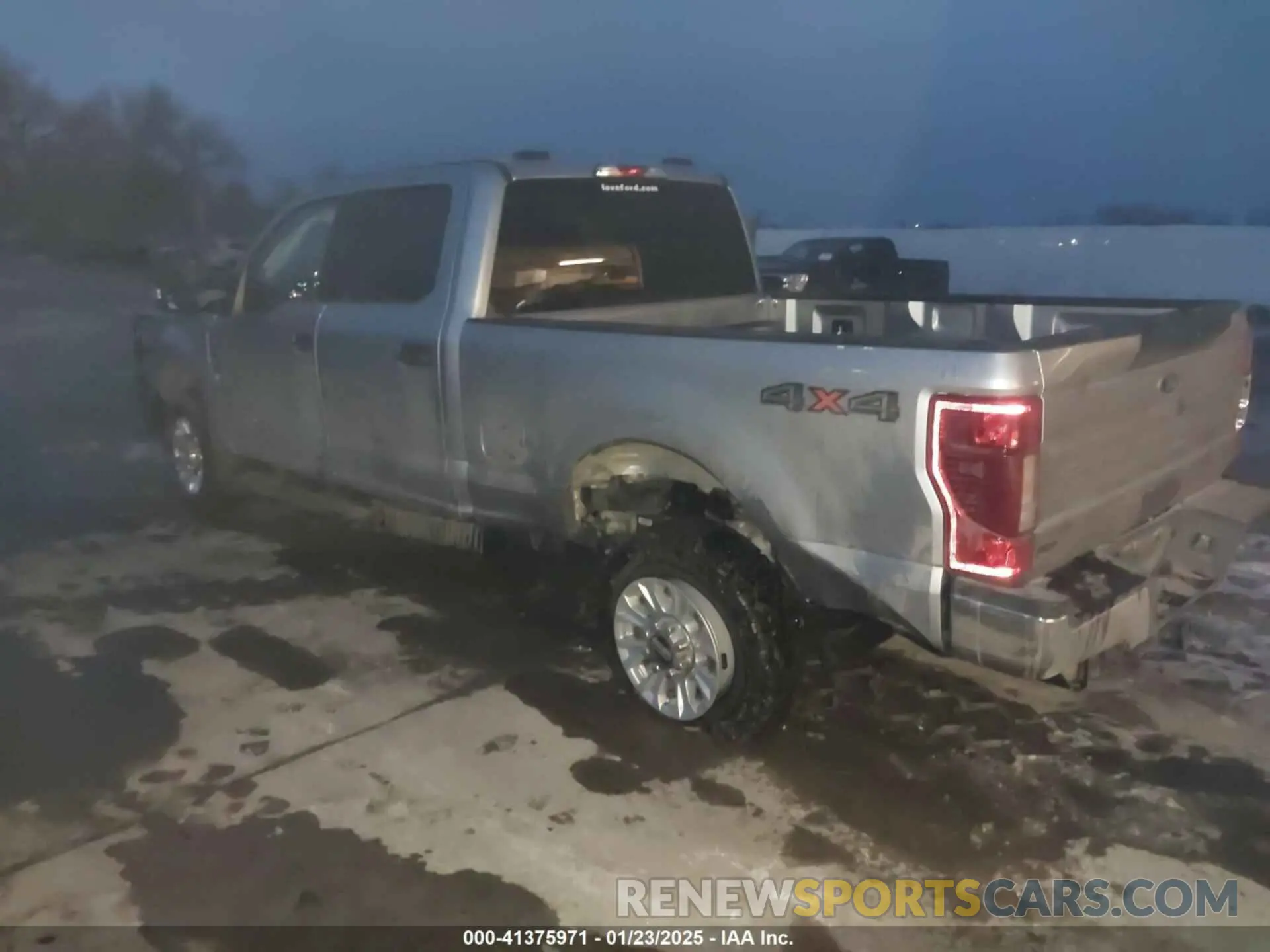 3 fotografías del automóvil dañado 1FT7W2BT3NEF30165 FORD F-250 2022