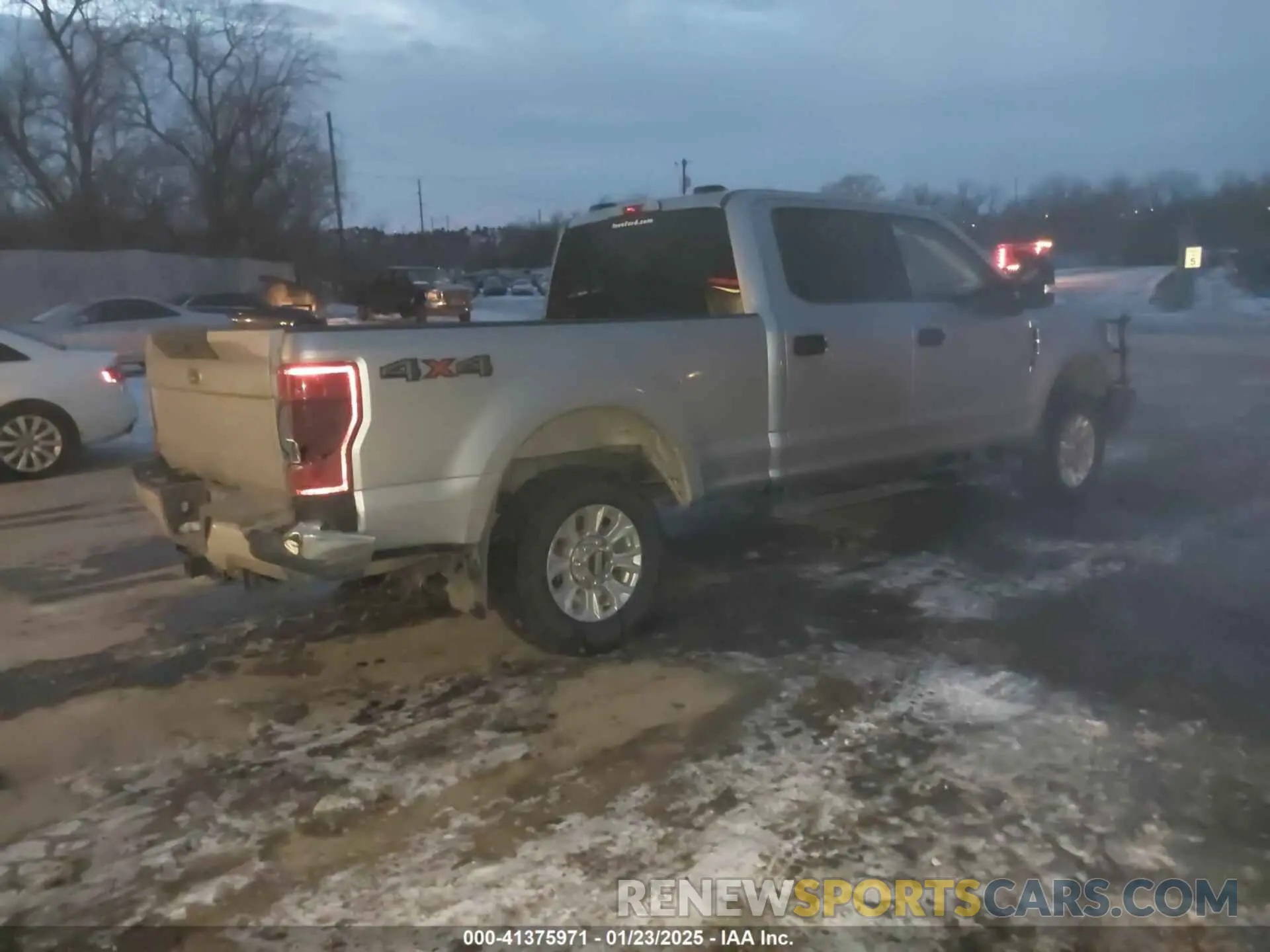 4 fotografías del automóvil dañado 1FT7W2BT3NEF30165 FORD F-250 2022