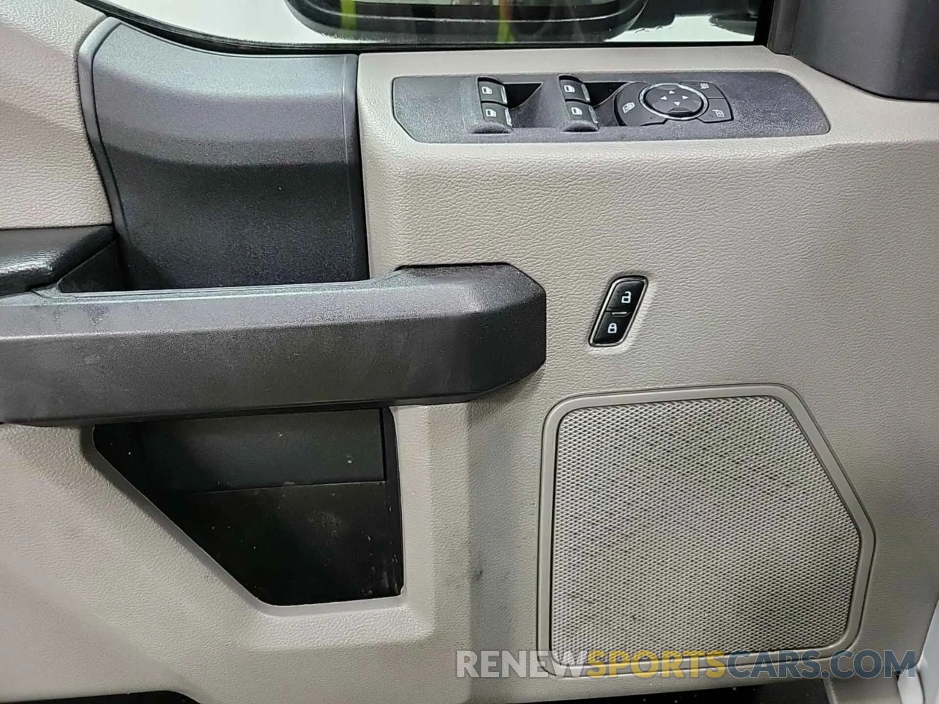 2 fotografías del automóvil dañado 1FT7W2BT4NEF34743 FORD F-250 2022