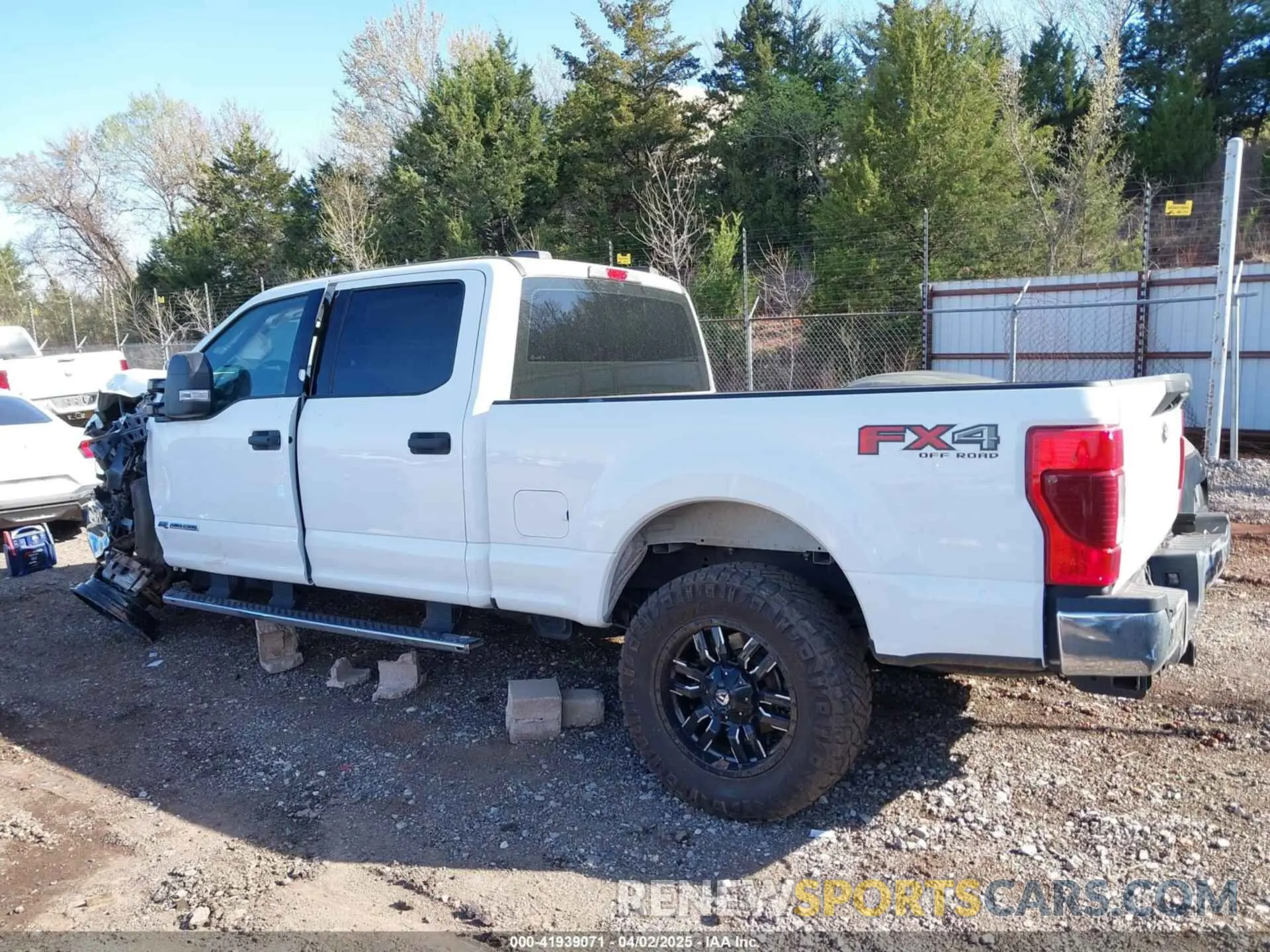 15 fotografías del automóvil dañado 1FT7W2BTXNEF06817 FORD F-250 2022