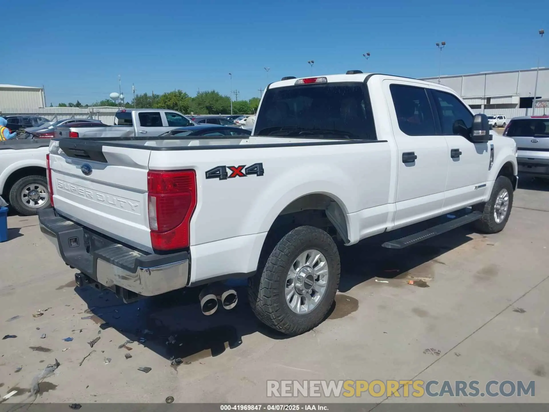 4 fotografías del automóvil dañado 1FT7W2BTXNEG36466 FORD F-250 2022
