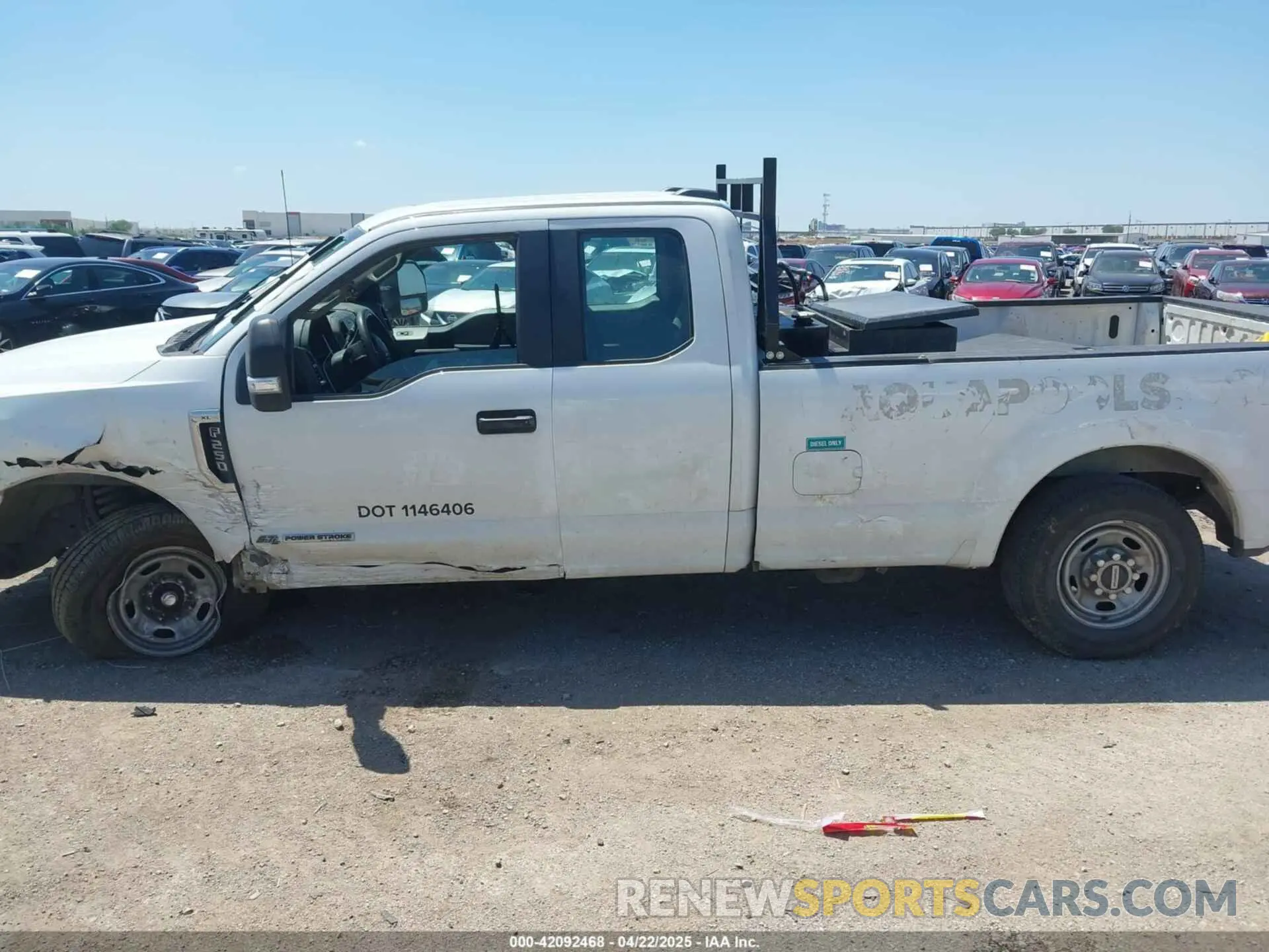 14 fotografías del automóvil dañado 1FT7X2AT9NEF22909 FORD F-250 2022