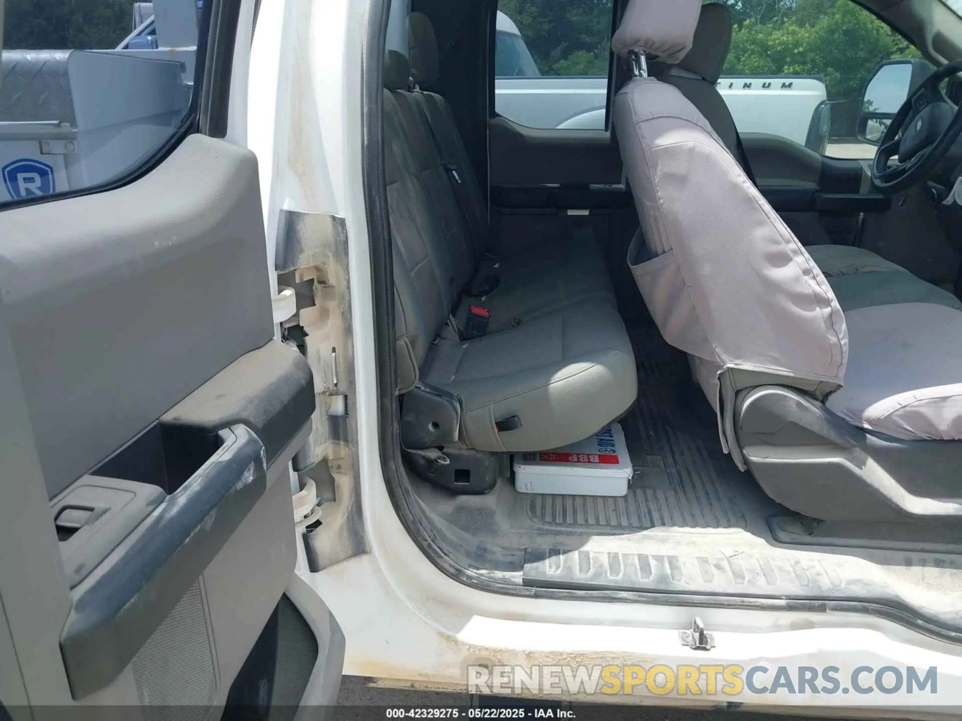 8 fotografías del automóvil dañado 1FT7X2B60NED00817 FORD F-250 2022