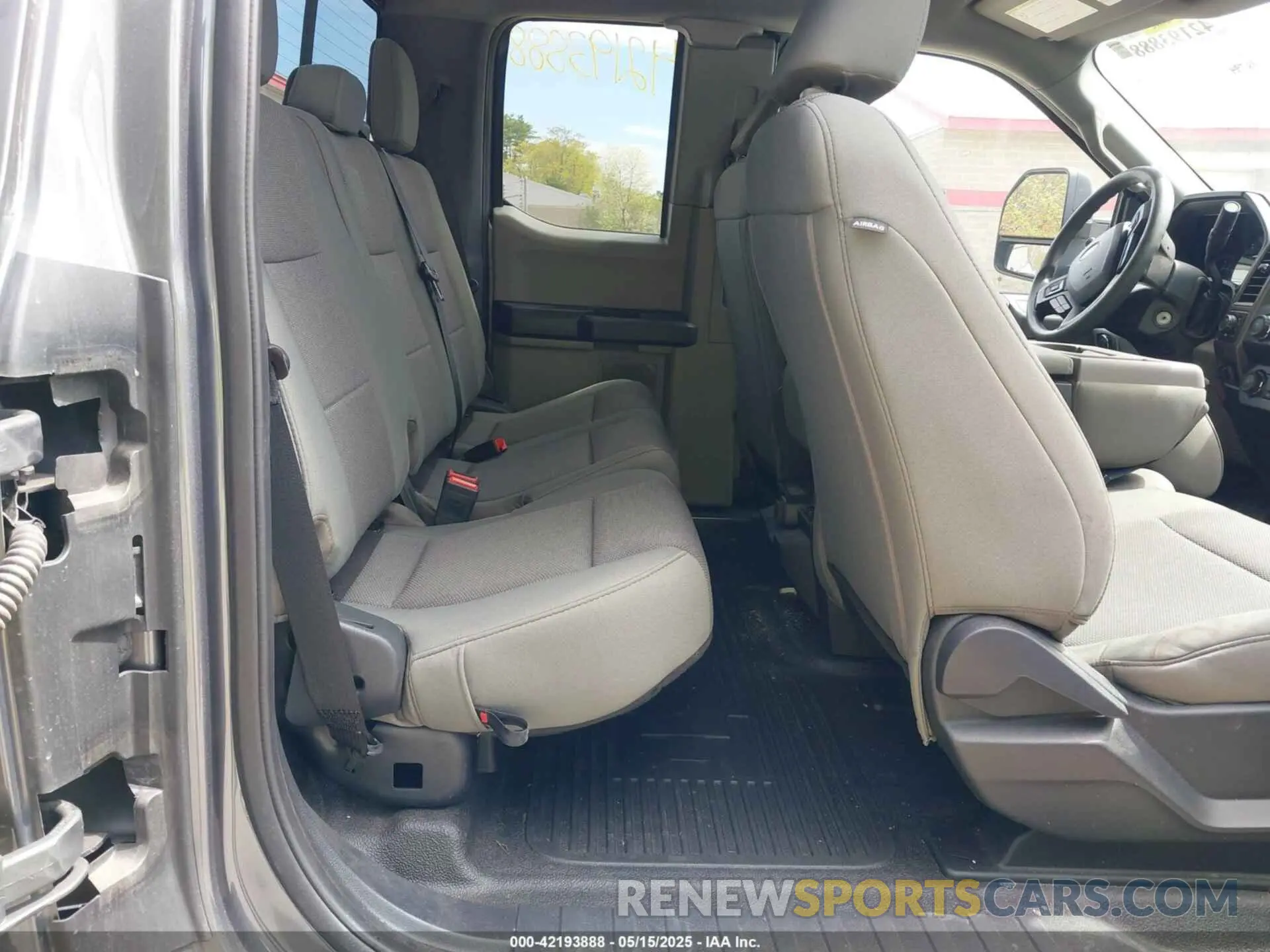 8 fotografías del automóvil dañado 1FT7X2B65NEF71467 FORD F-250 2022
