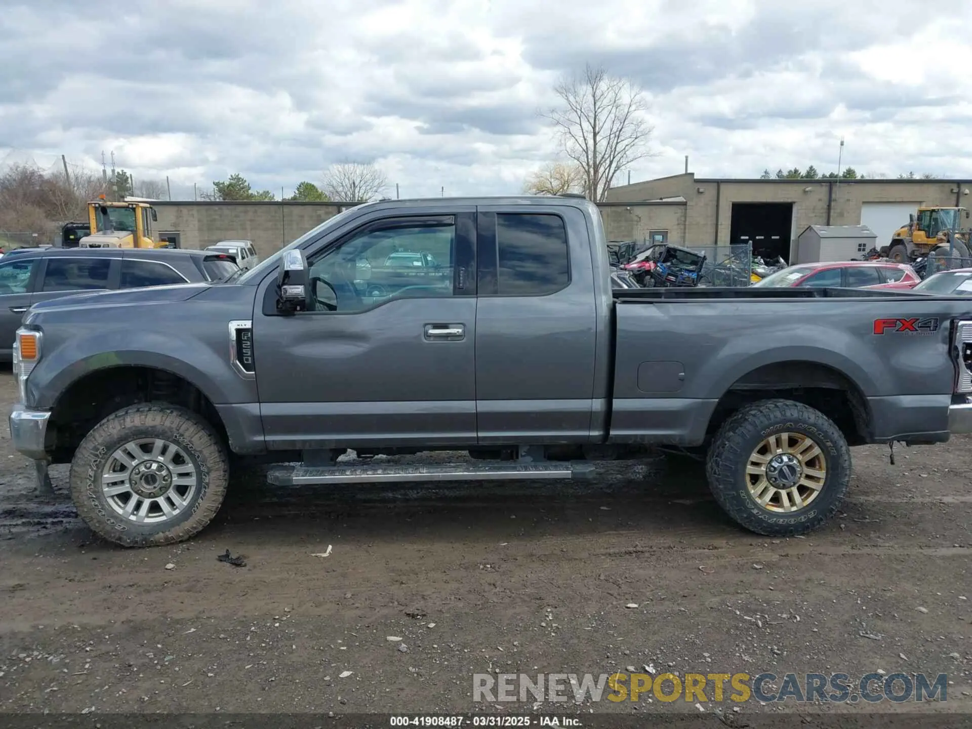 14 fotografías del automóvil dañado 1FT7X2B68NEC54413 FORD F-250 2022
