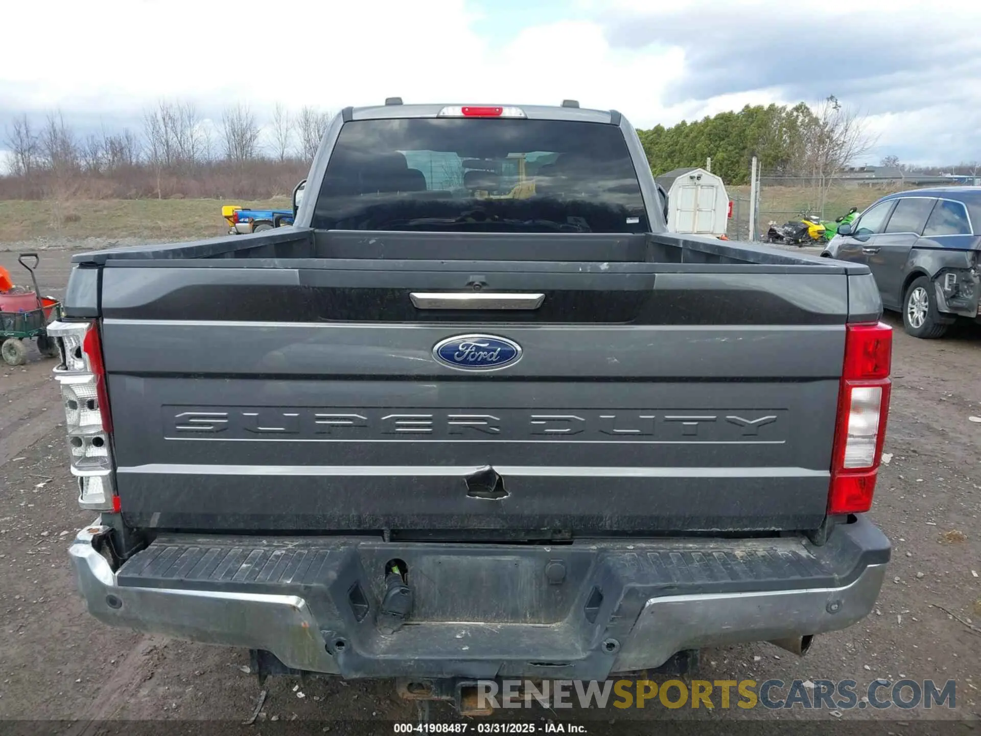 16 fotografías del automóvil dañado 1FT7X2B68NEC54413 FORD F-250 2022