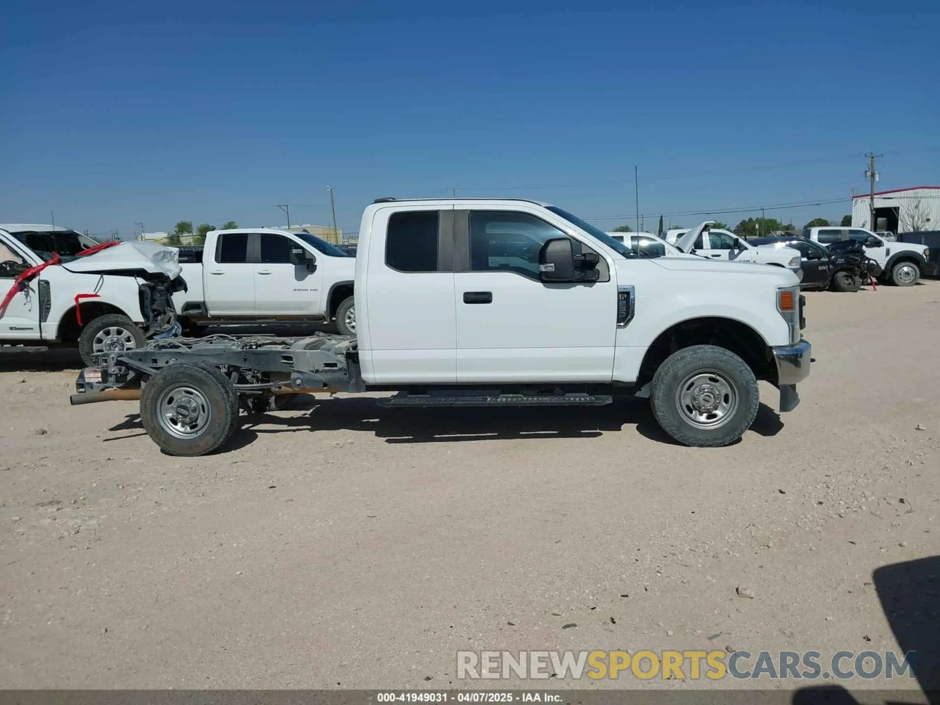 13 fotografías del automóvil dañado 1FT7X2B69NED41978 FORD F-250 2022