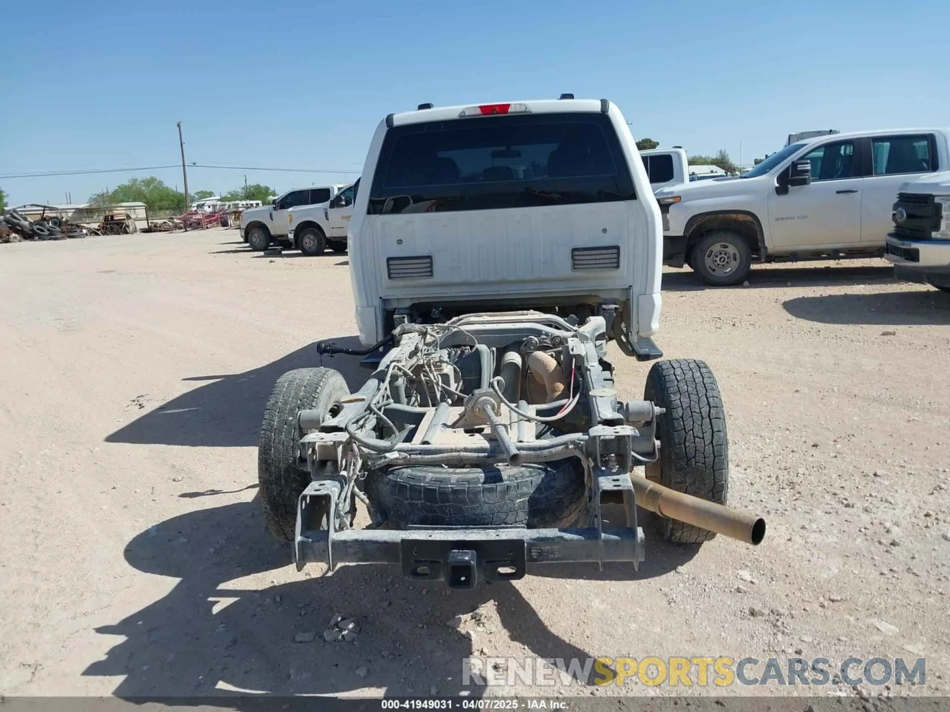 16 fotografías del automóvil dañado 1FT7X2B69NED41978 FORD F-250 2022
