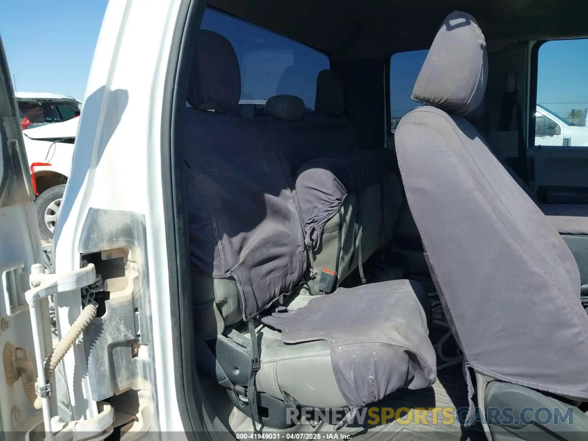 8 fotografías del automóvil dañado 1FT7X2B69NED41978 FORD F-250 2022