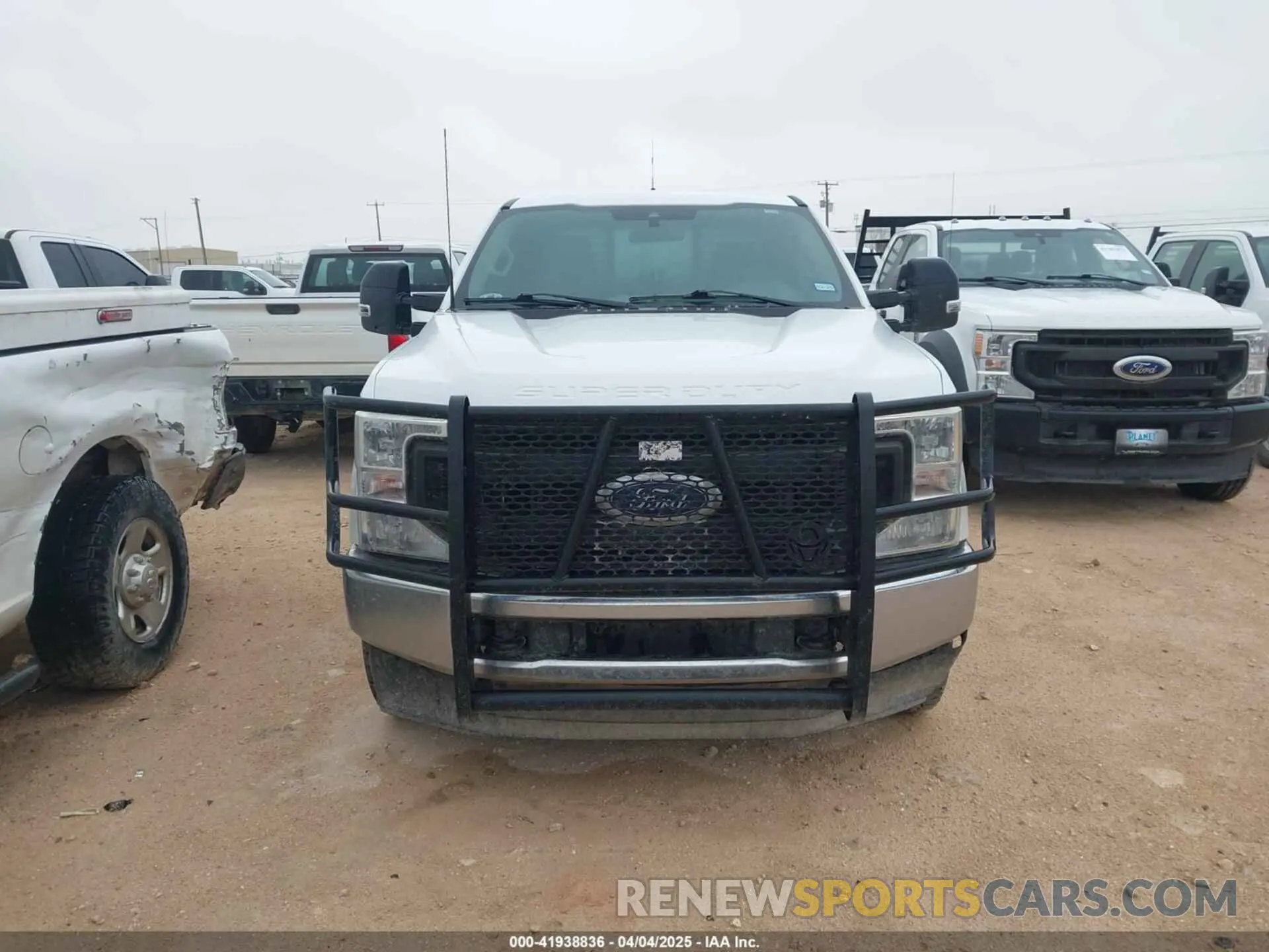 12 fotografías del automóvil dañado 1FT7X2BN4NED45623 FORD F-250 2022