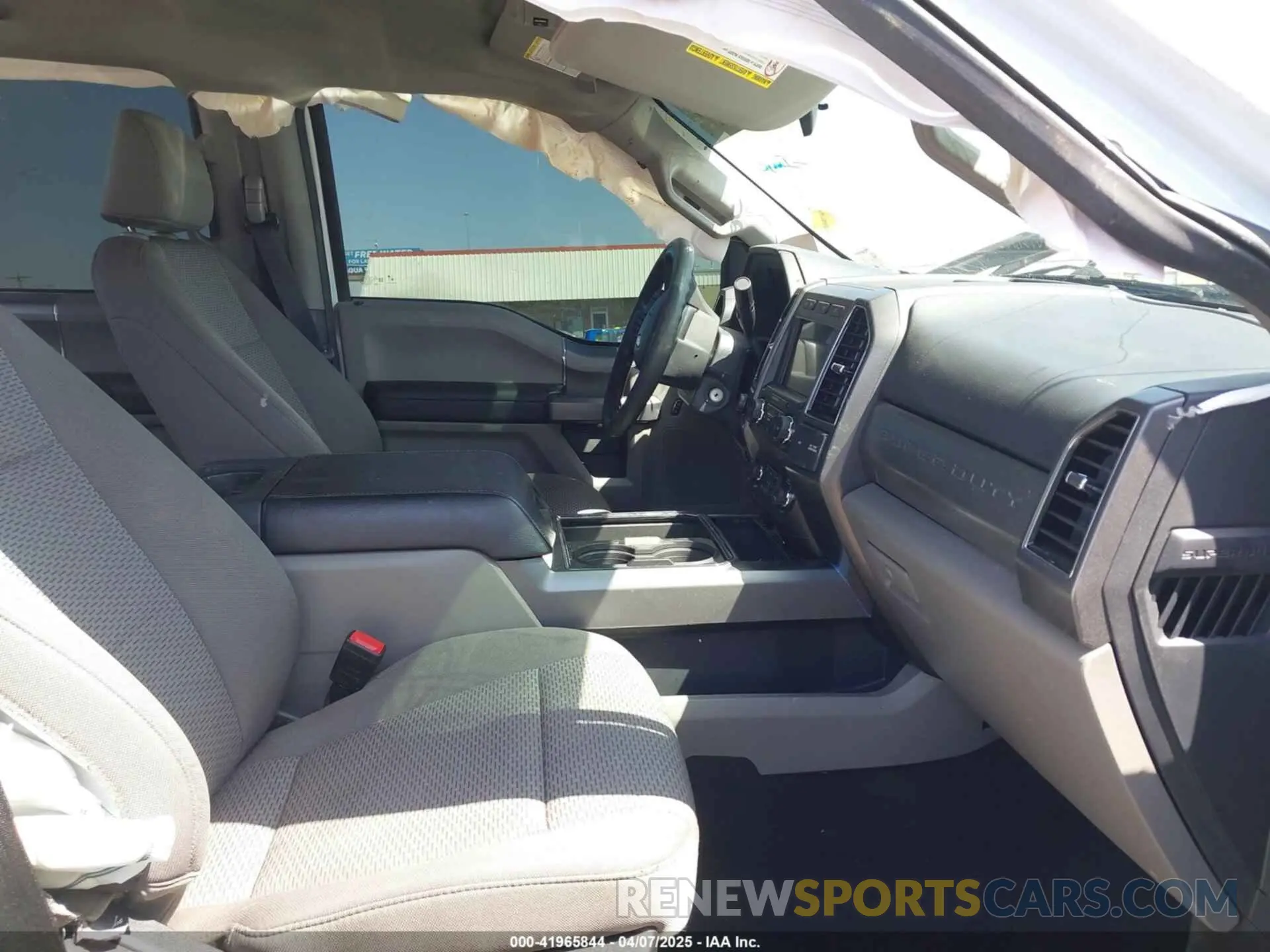 5 fotografías del automóvil dañado 1FT8W2BT1NEG22072 FORD F-250 2022