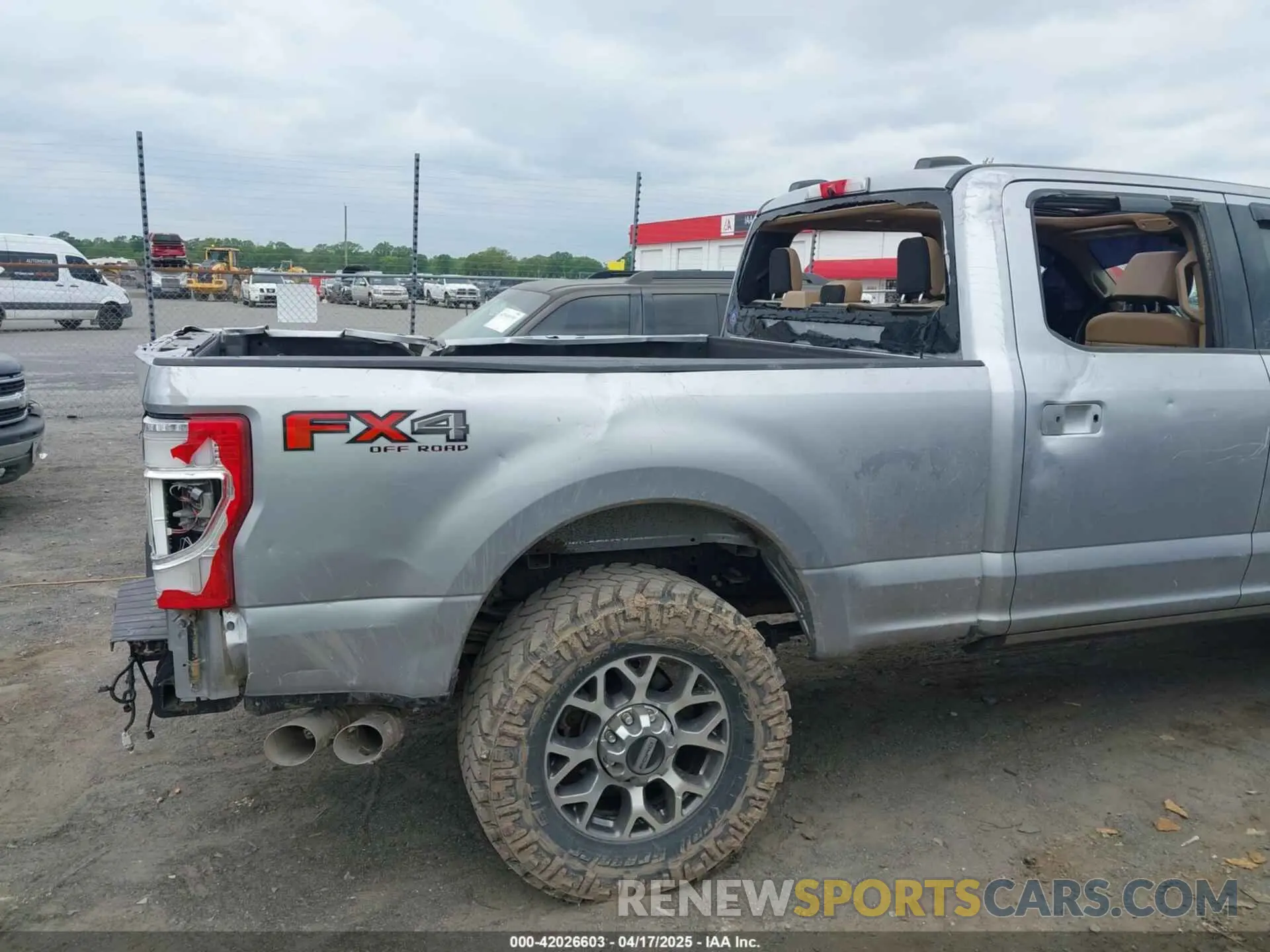 17 fotografías del automóvil dañado 1FT8W2BT2NED50065 FORD F-250 2022