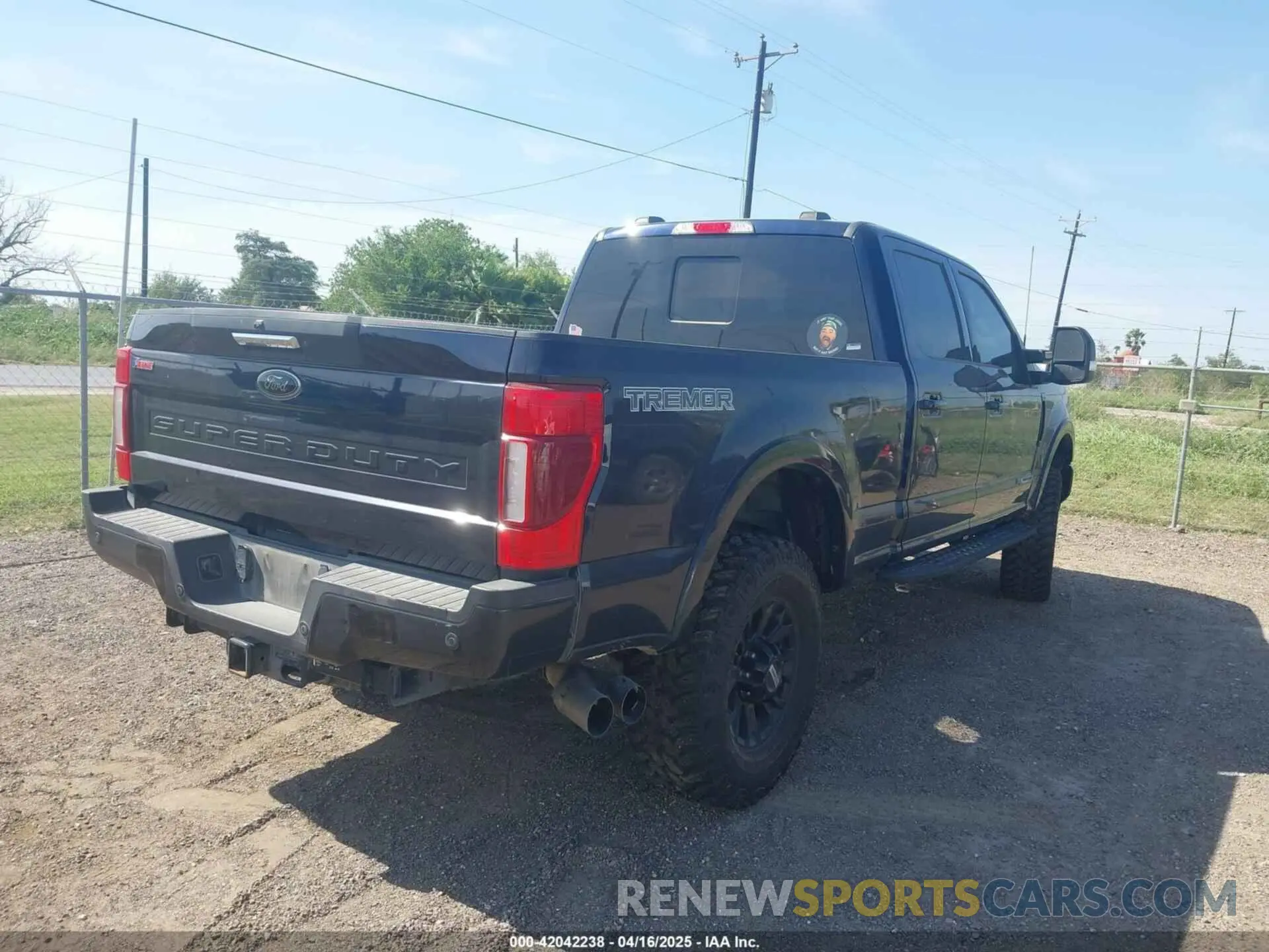 3 fotografías del automóvil dañado 1FT8W2BT2NEF24930 FORD F-250 2022