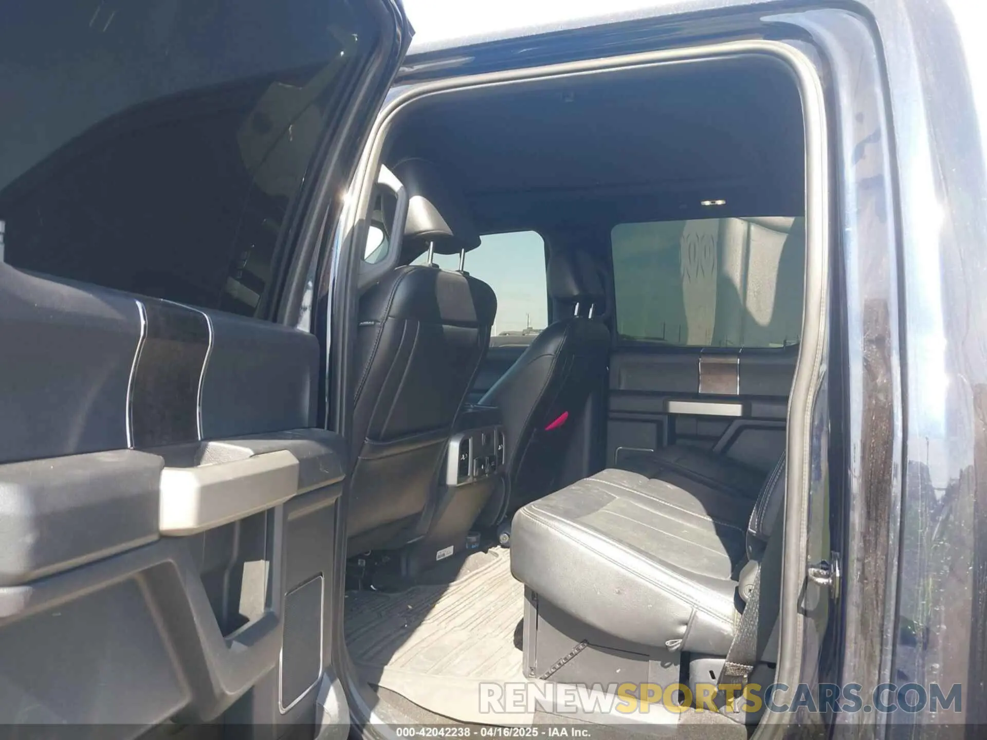 7 fotografías del automóvil dañado 1FT8W2BT2NEF24930 FORD F-250 2022