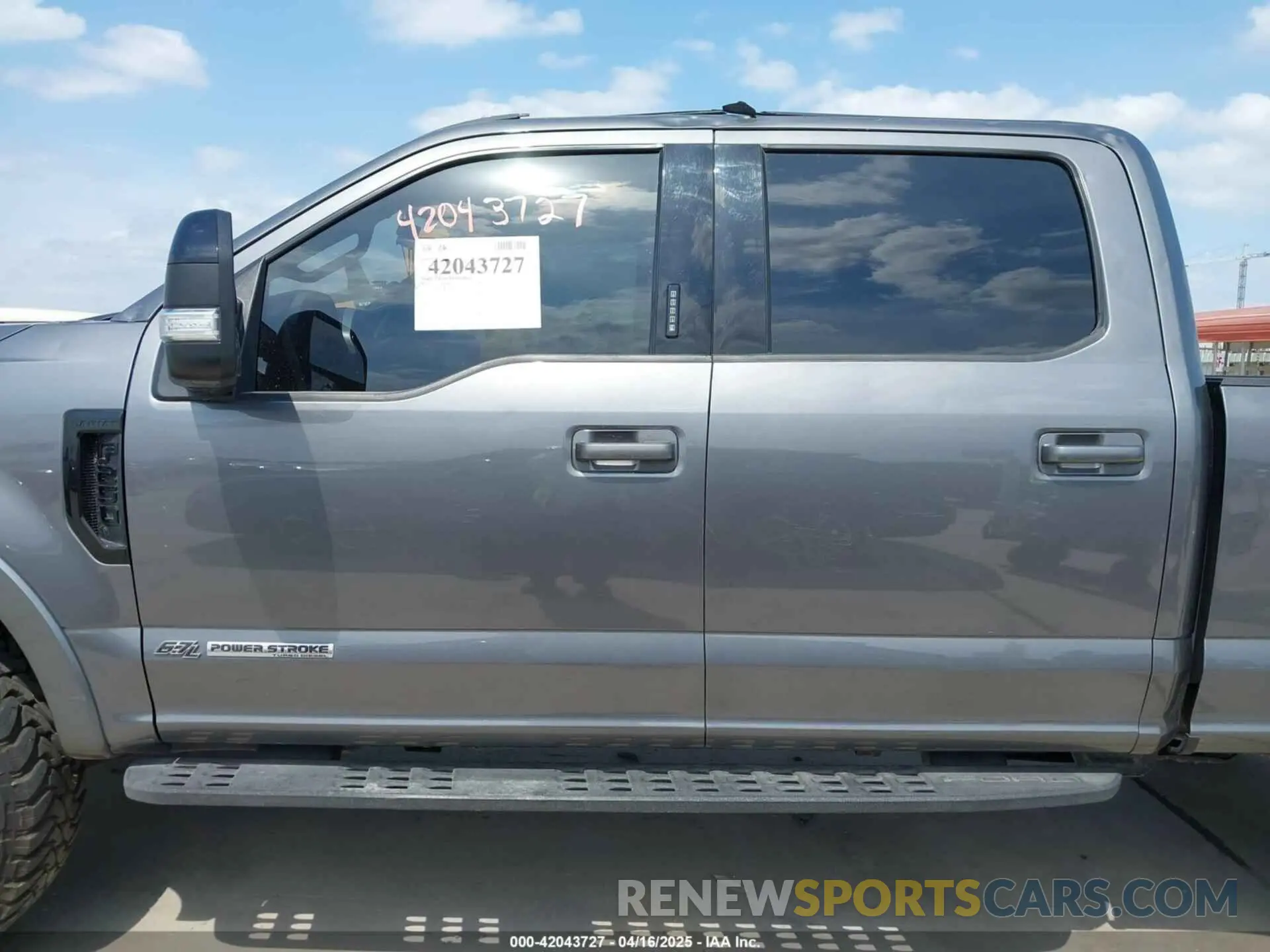 15 fotografías del automóvil dañado 1FT8W2BT3NED12540 FORD F-250 2022