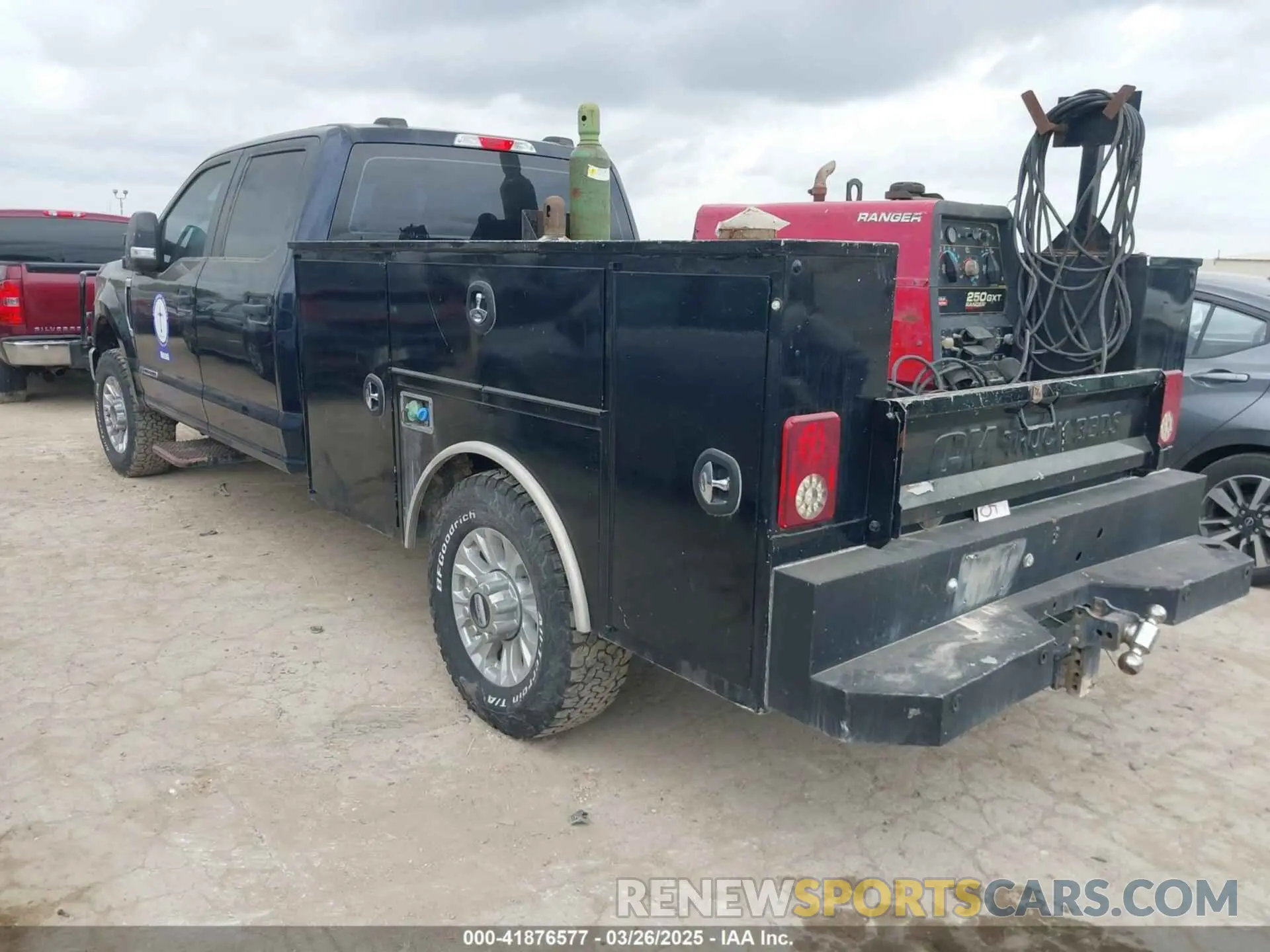 3 fotografías del automóvil dañado 1FT8W2BT3NED41987 FORD F-250 2022