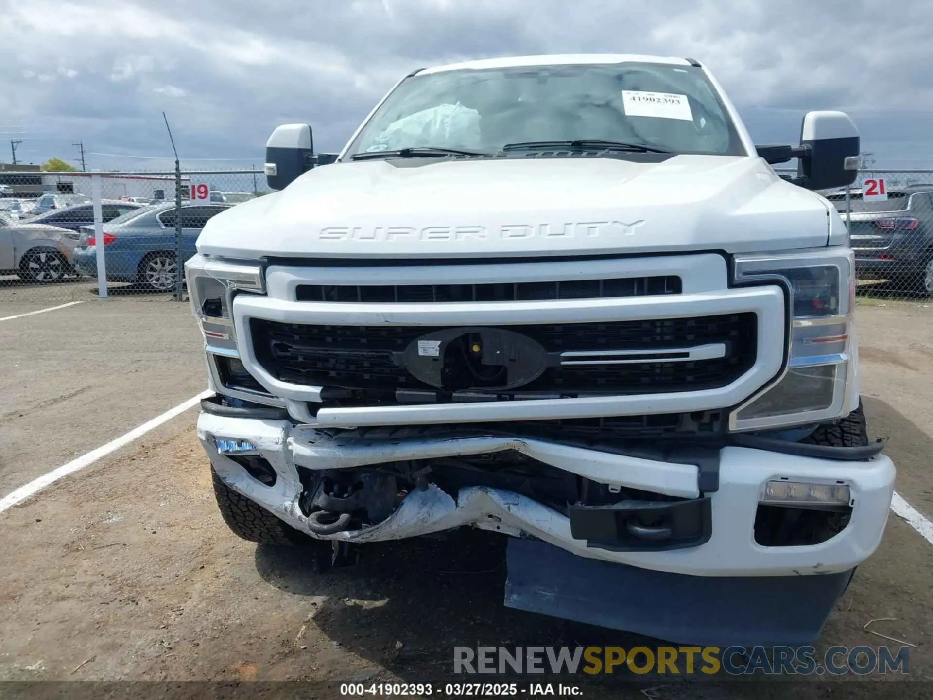 12 fotografías del automóvil dañado 1FT8W2BT3NEE40440 FORD F-250 2022