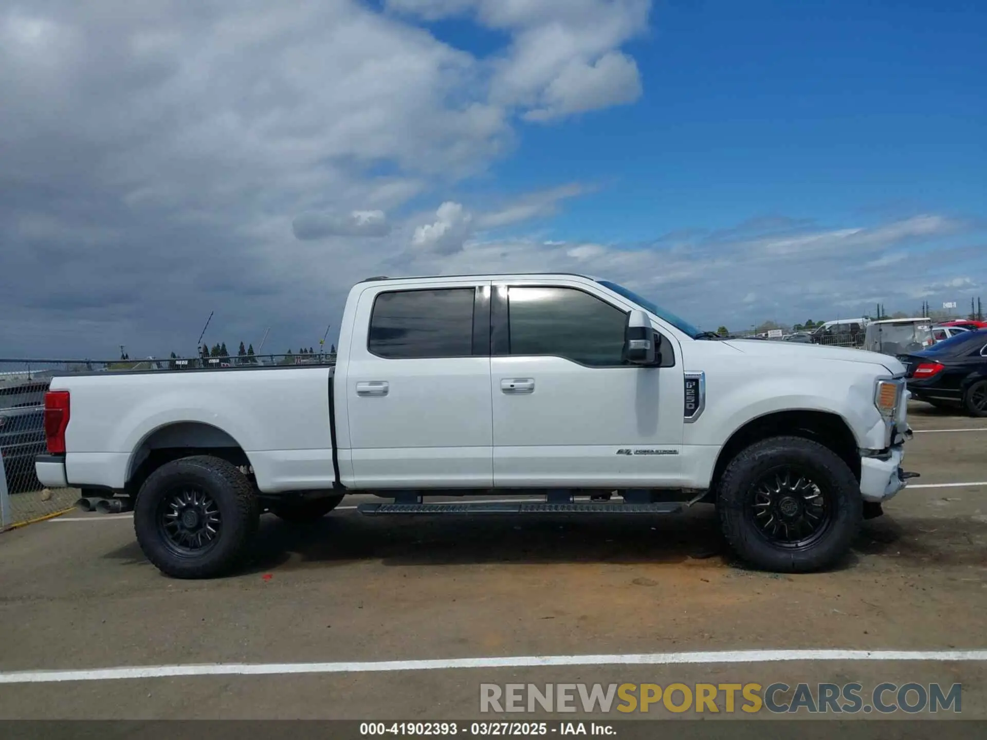 13 fotografías del automóvil dañado 1FT8W2BT3NEE40440 FORD F-250 2022