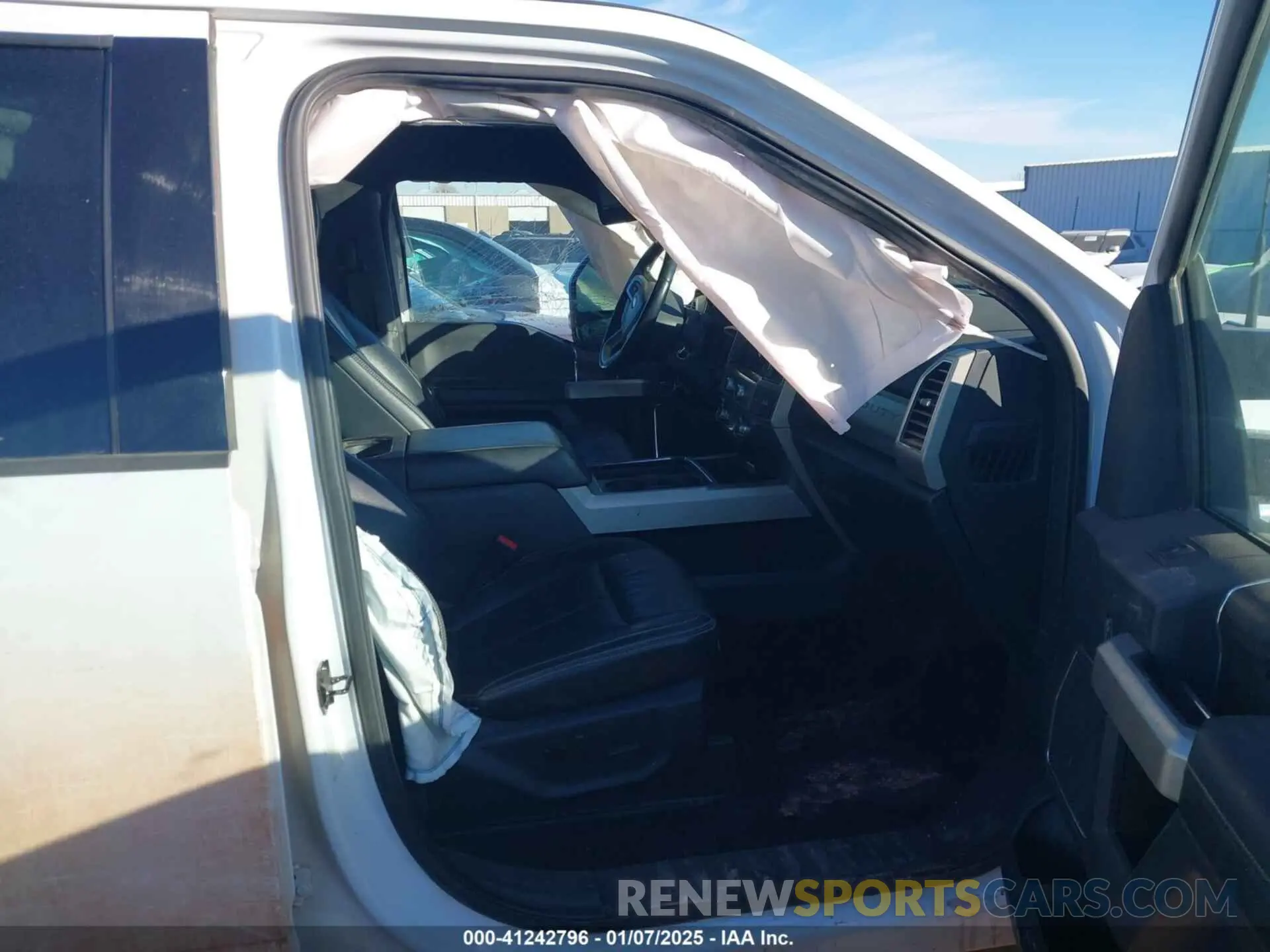 5 fotografías del automóvil dañado 1FT8W2BT7NEC21397 FORD F-250 2022