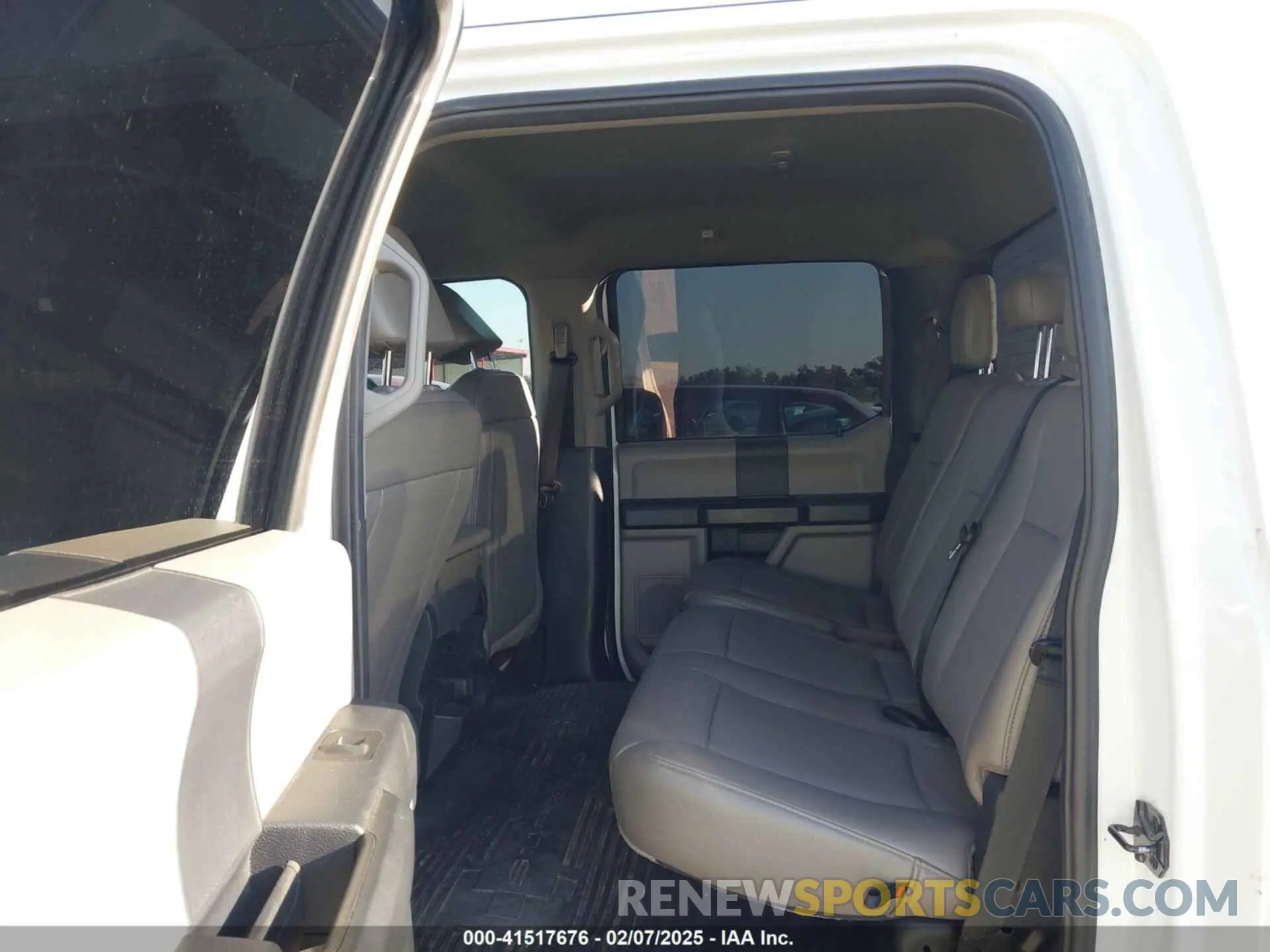 7 fotografías del automóvil dañado 1FT8W2BT8NEG32937 FORD F-250 2022
