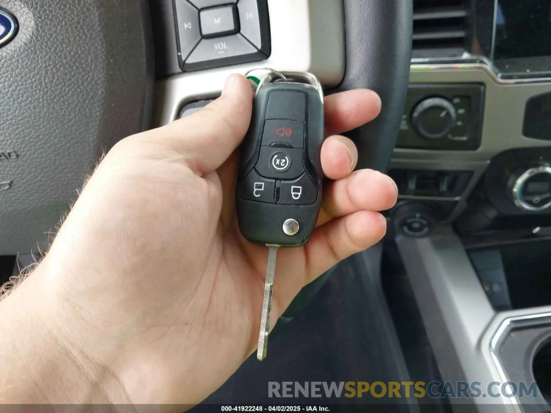 11 fotografías del automóvil dañado 1FT8W2BT9NEF96370 FORD F-250 2022