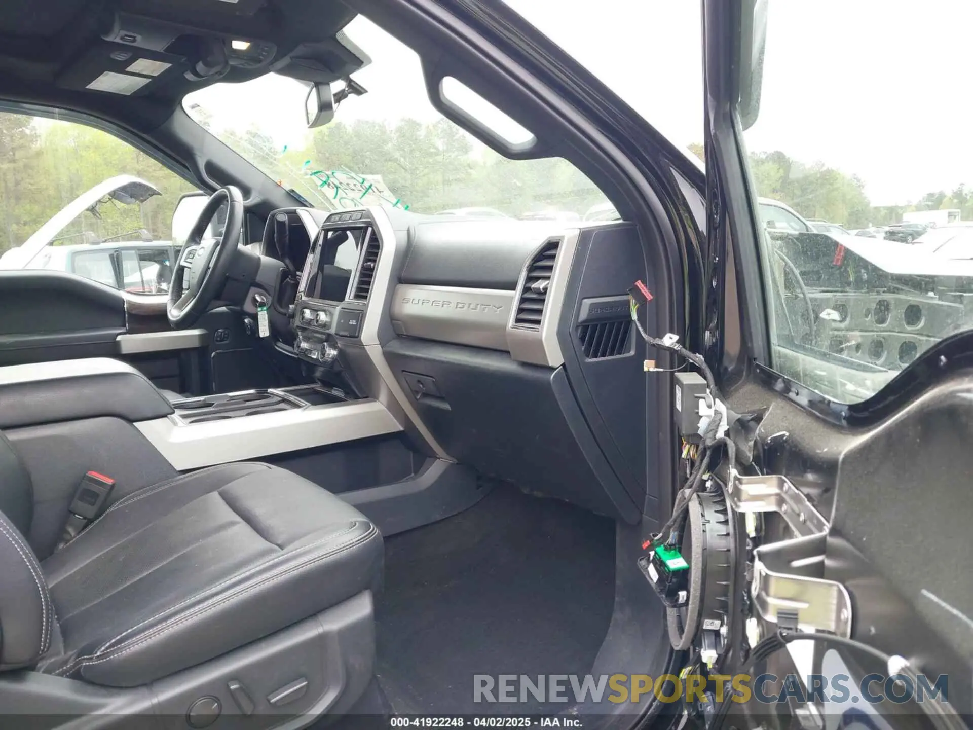 5 fotografías del automóvil dañado 1FT8W2BT9NEF96370 FORD F-250 2022