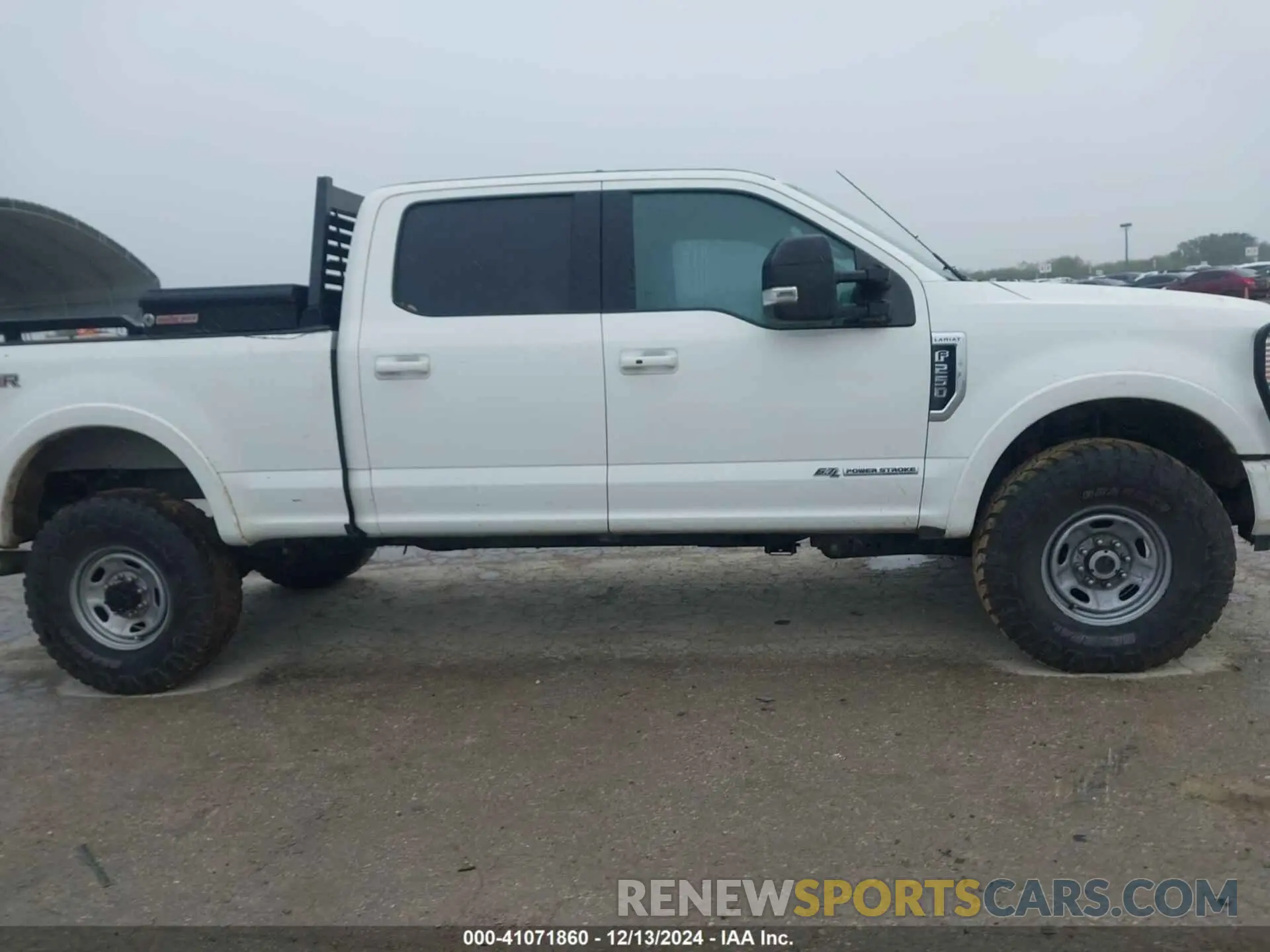 13 fotografías del automóvil dañado 1FT8W2BTXNEE65190 FORD F-250 2022