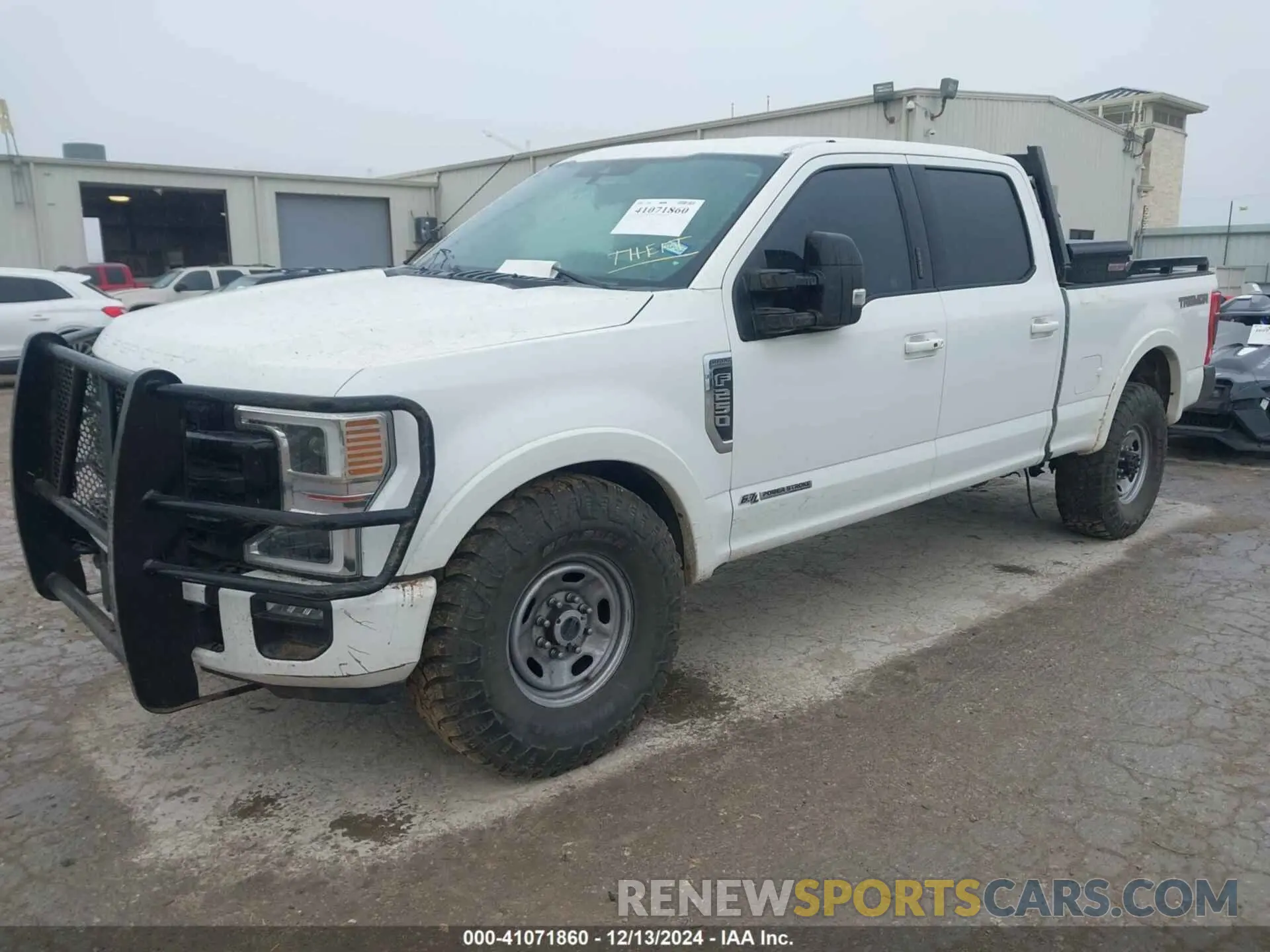 2 fotografías del automóvil dañado 1FT8W2BTXNEE65190 FORD F-250 2022