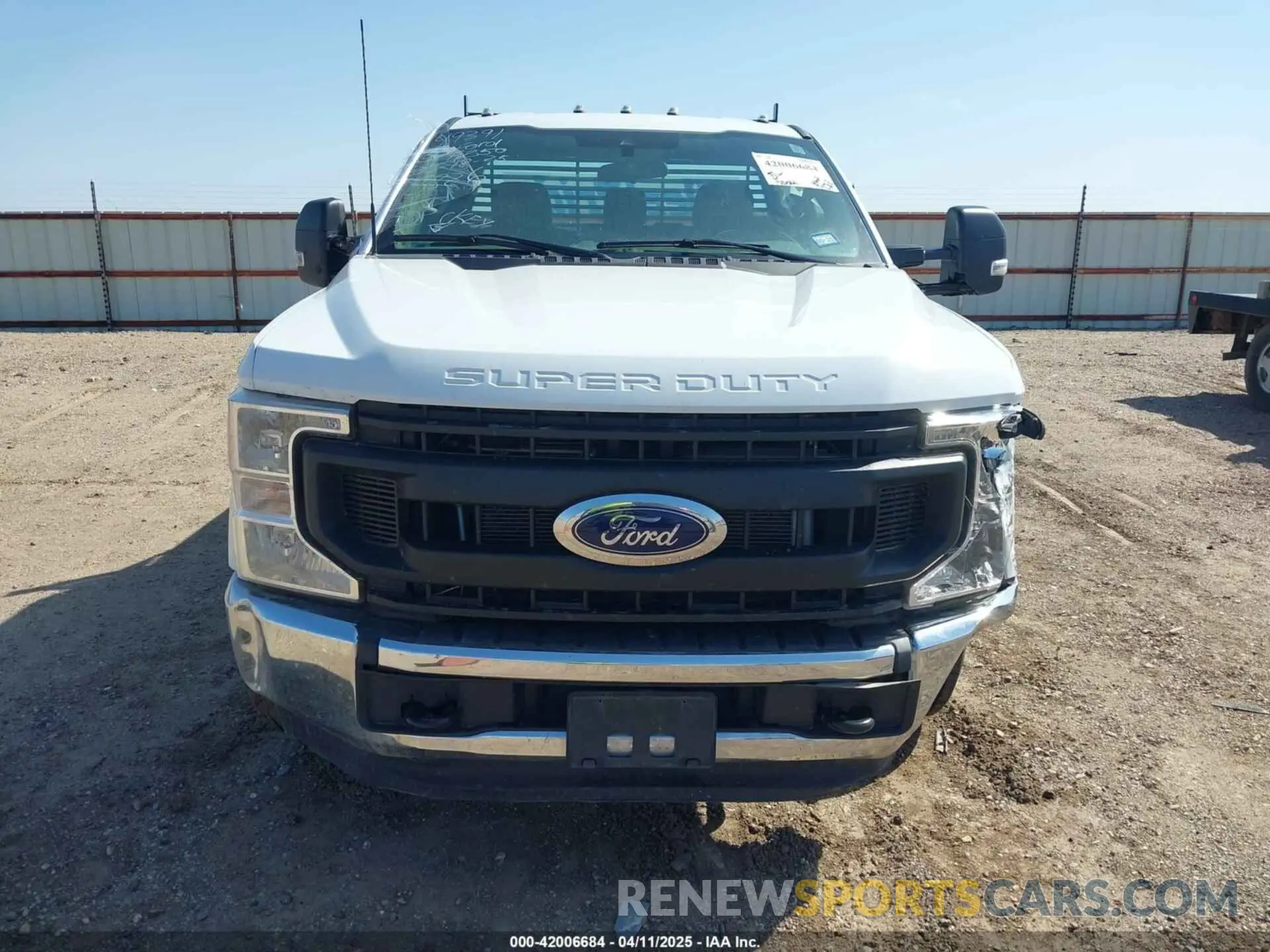 12 fotografías del automóvil dañado 1FTBF2A67NEG45826 FORD F-250 2022
