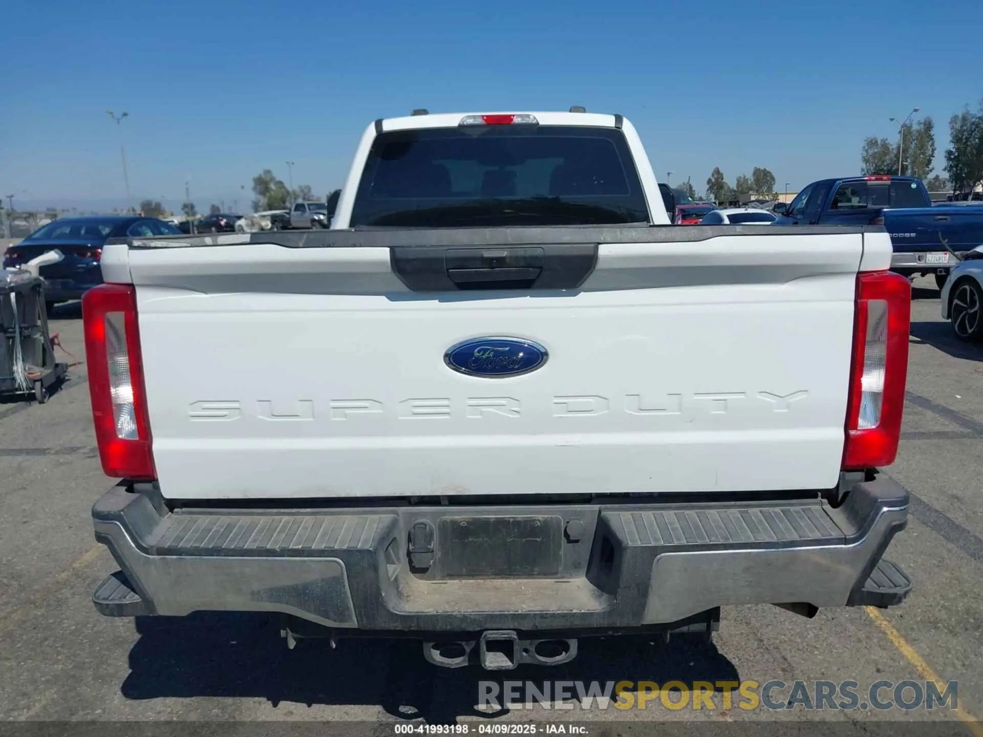 16 fotografías del automóvil dañado 1FT7X2AA4PEC25354 FORD F-250 2023
