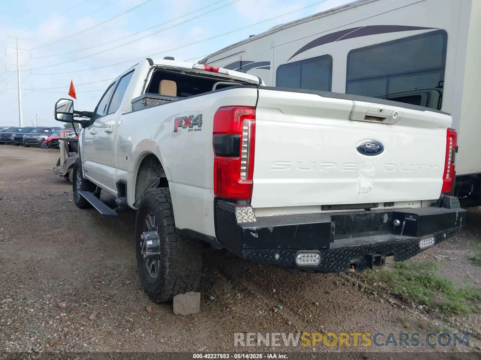 3 fotografías del automóvil dañado 1FT8W2BM1PEC87052 FORD F-250 2023