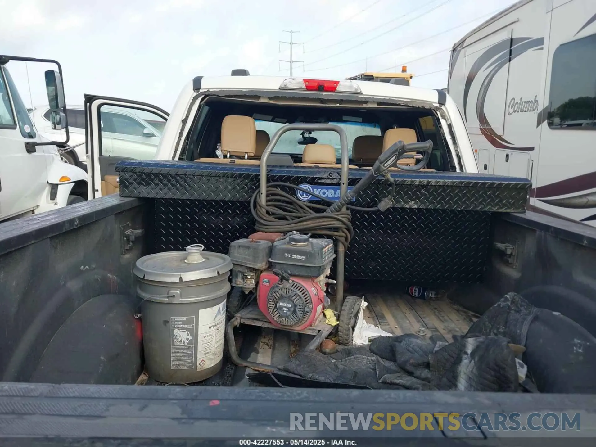 6 fotografías del automóvil dañado 1FT8W2BM1PEC87052 FORD F-250 2023