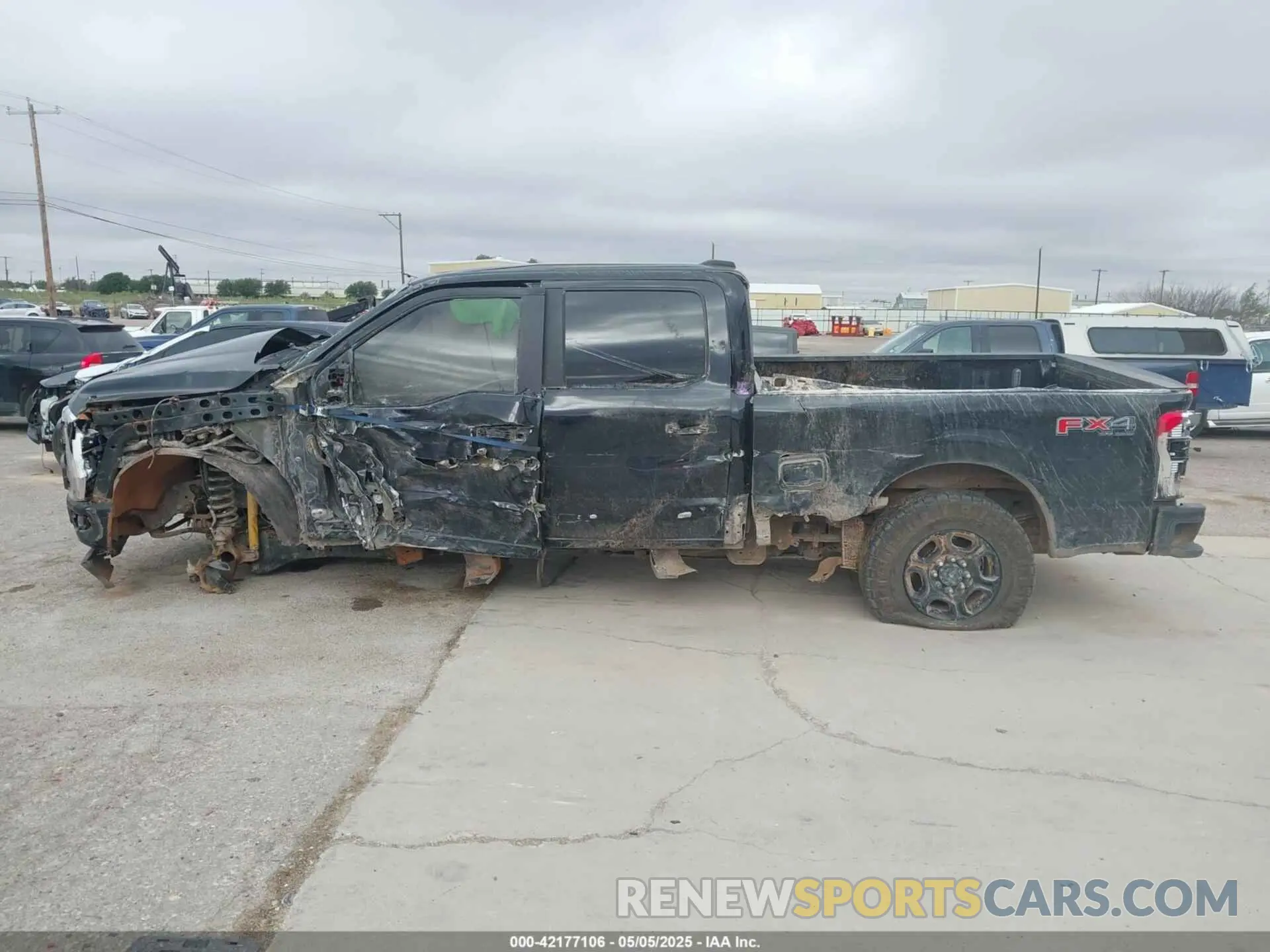 14 fotografías del automóvil dañado 1FT8W2BT0PED08965 FORD F-250 2023
