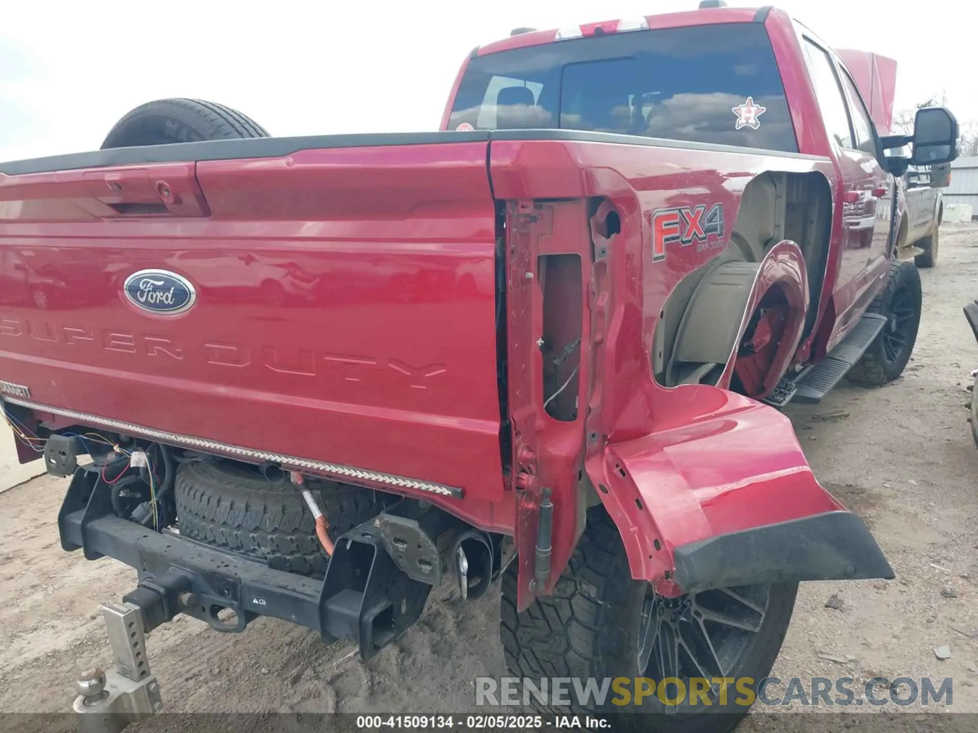 11 fotografías del automóvil dañado 1FT8W2BT1PEC76642 FORD F-250 2023