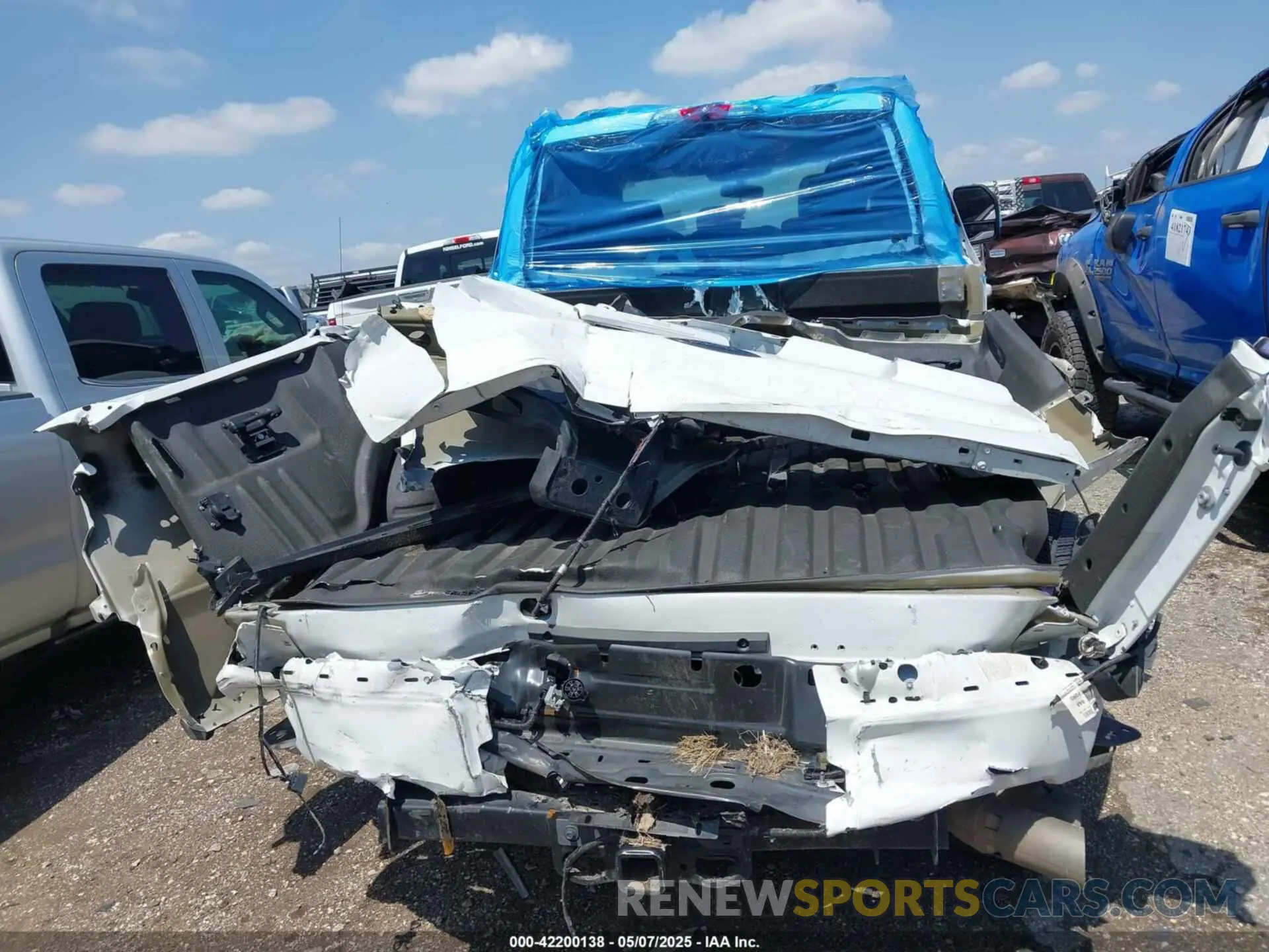 16 fotografías del automóvil dañado 1FT8W2BT2PED07994 FORD F-250 2023