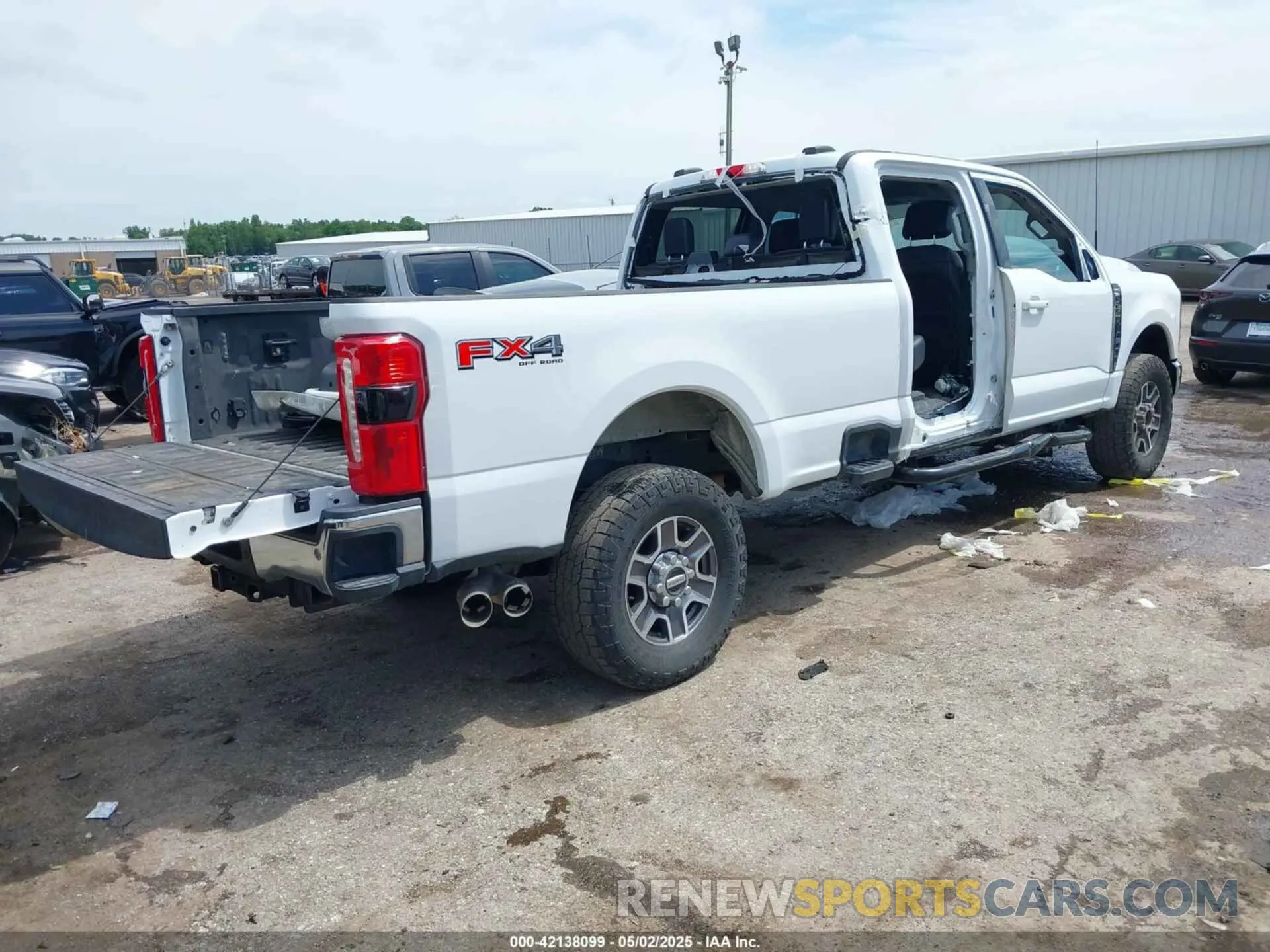 4 fotografías del automóvil dañado 1FT8W2BT9PED33475 FORD F-250 2023