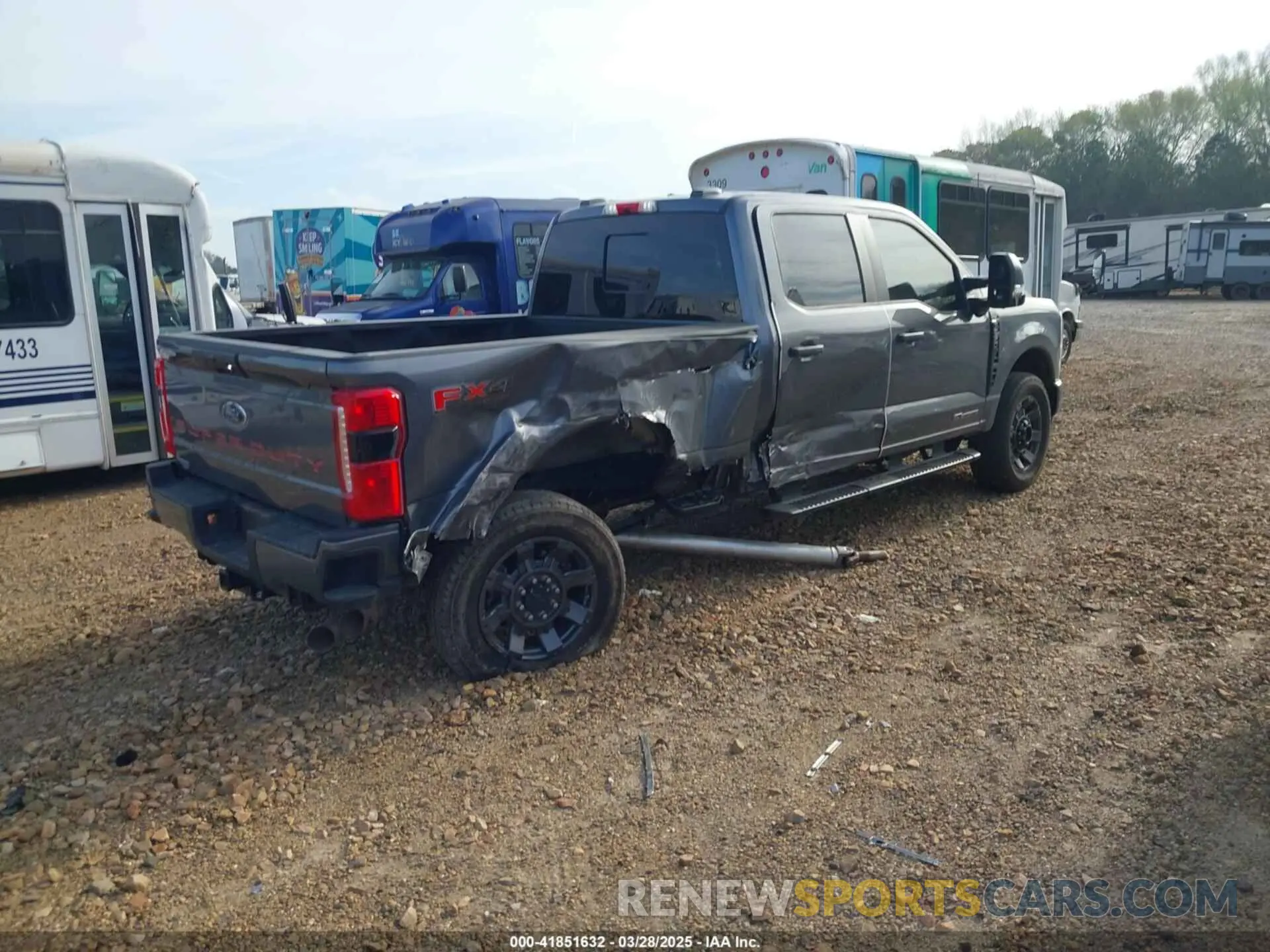4 fotografías del automóvil dañado 1FT8W2BT9PEE04691 FORD F-250 2023