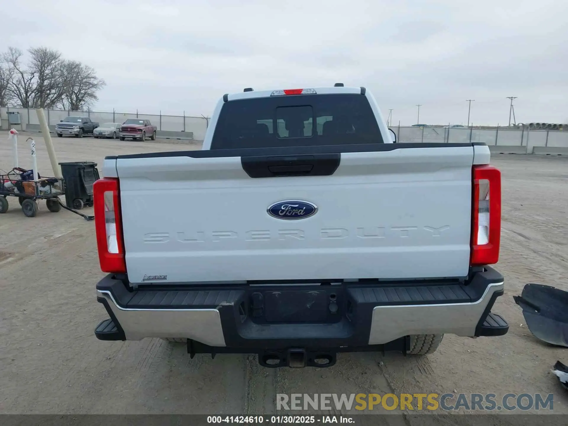 17 fotografías del automóvil dañado 1FT7W2BN6REE07936 FORD F-250 2024