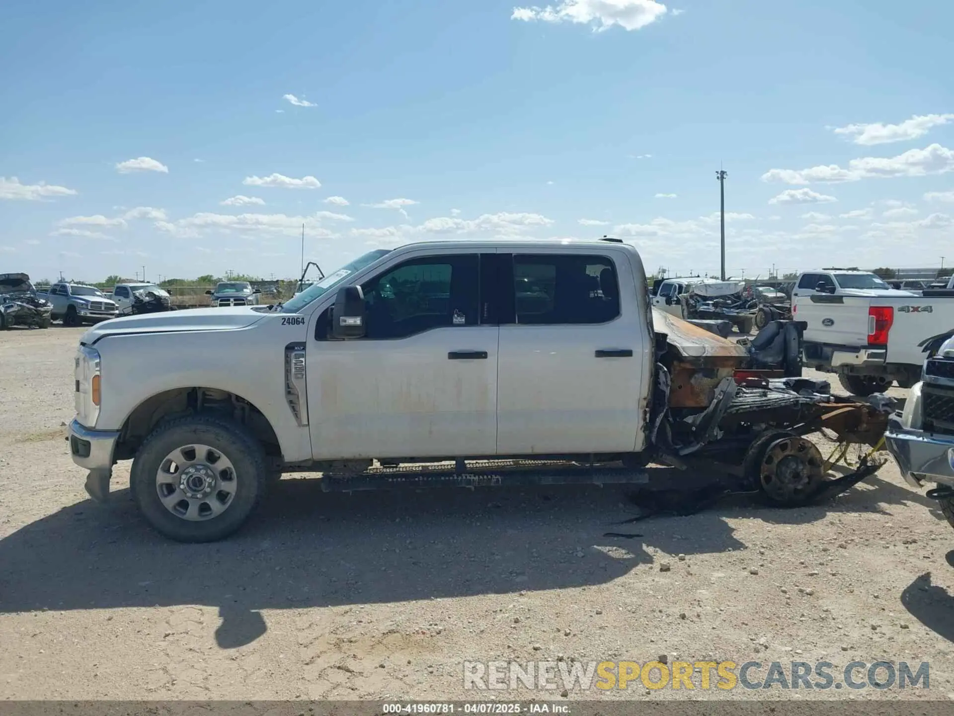 14 fotografías del automóvil dañado 1FT7W2BN9REC21503 FORD F-250 2024