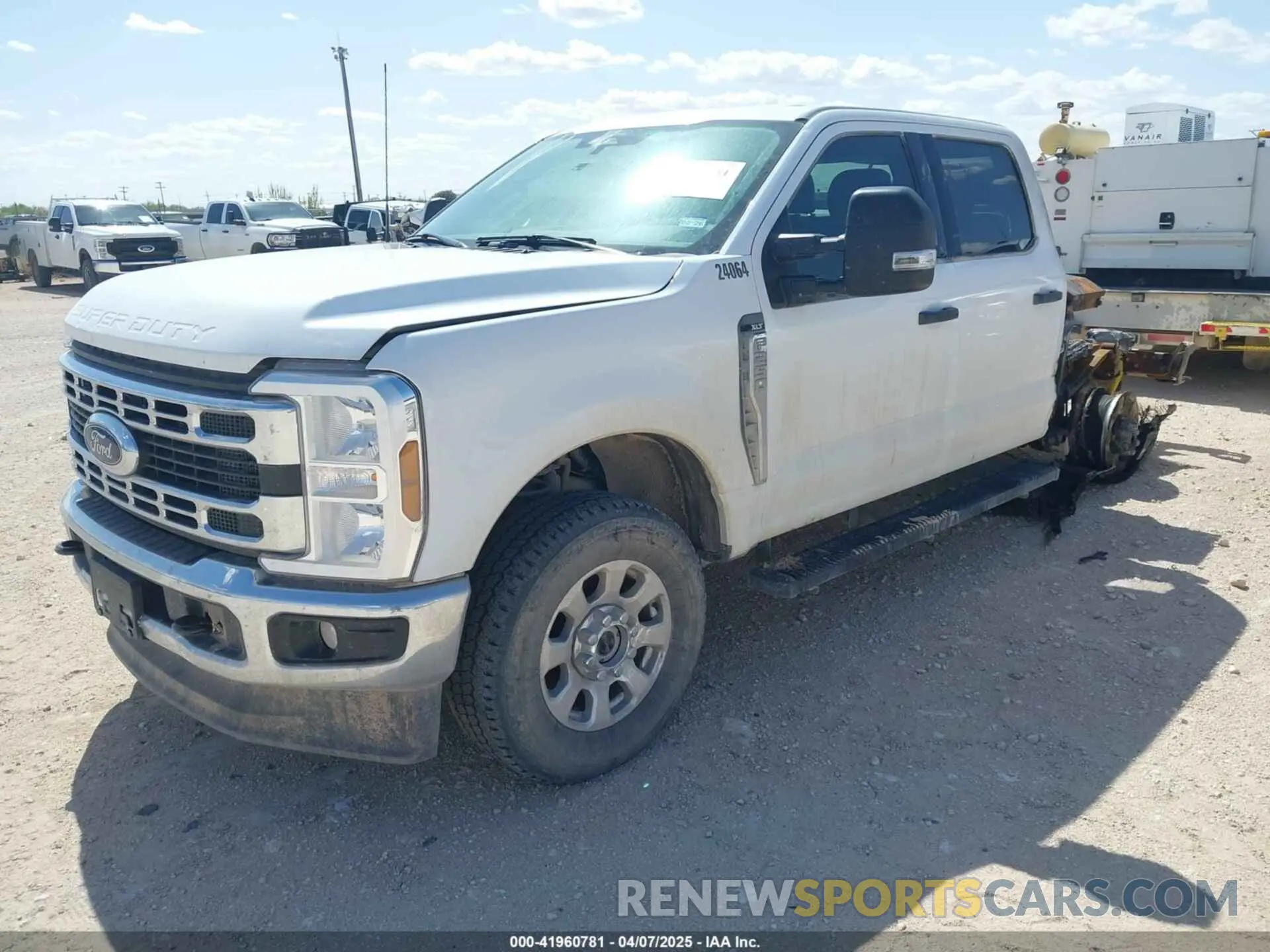 2 fotografías del automóvil dañado 1FT7W2BN9REC21503 FORD F-250 2024