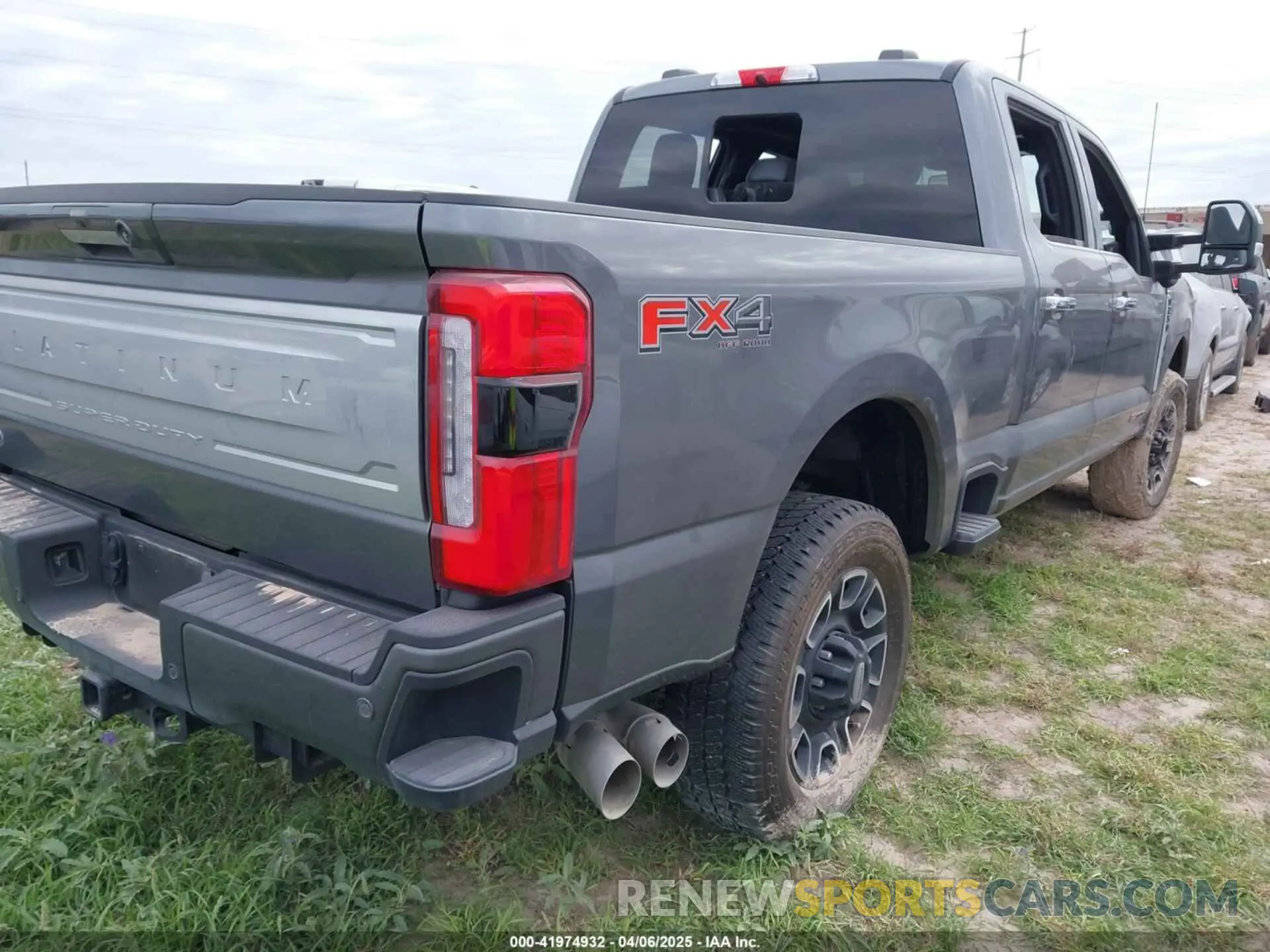 3 fotografías del automóvil dañado 1FT8W2BM1REC99382 FORD F-250 2024