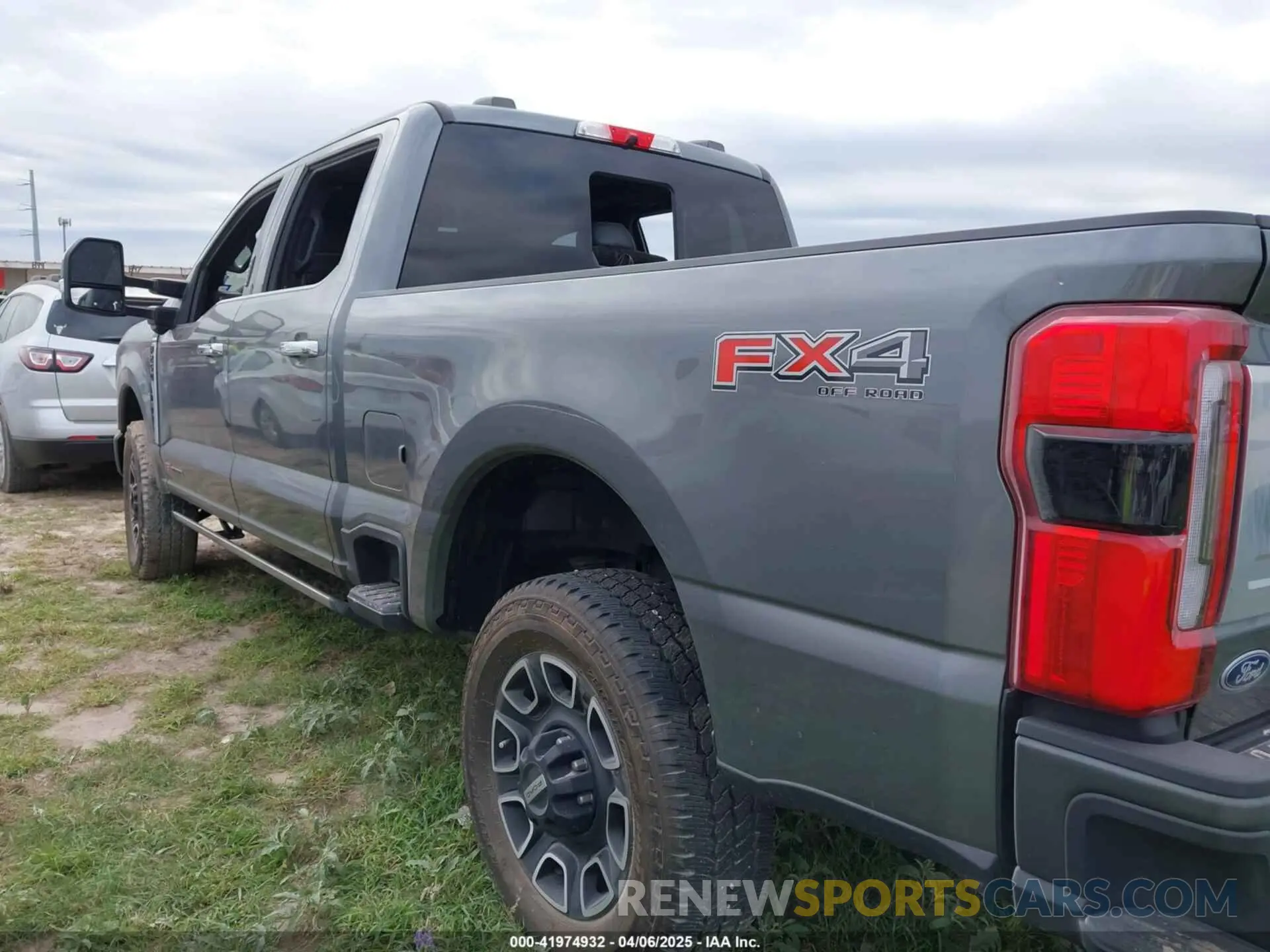 4 fotografías del automóvil dañado 1FT8W2BM1REC99382 FORD F-250 2024