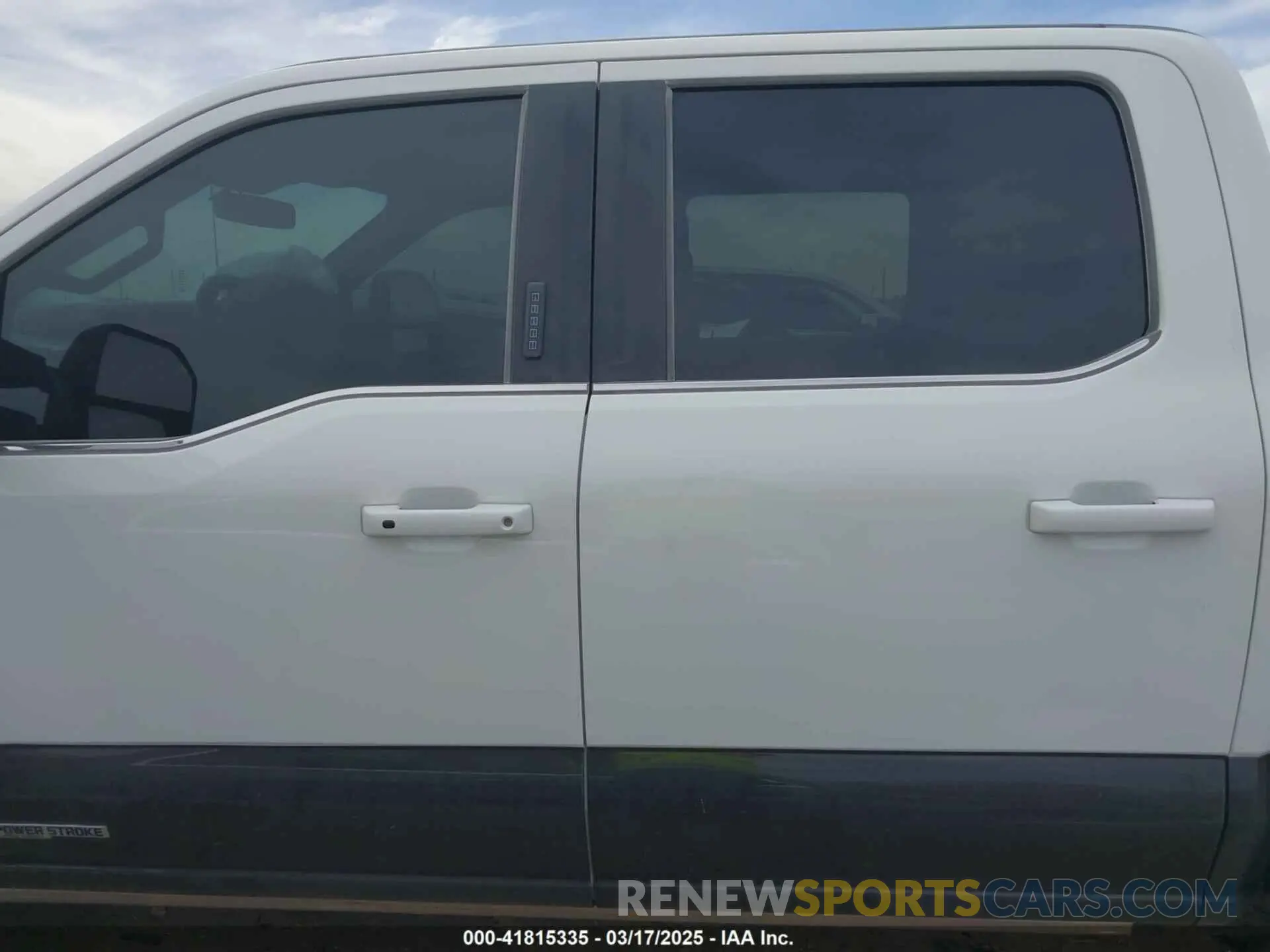 14 fotografías del automóvil dañado 1FT8W2BT0REC25880 FORD F-250 2024