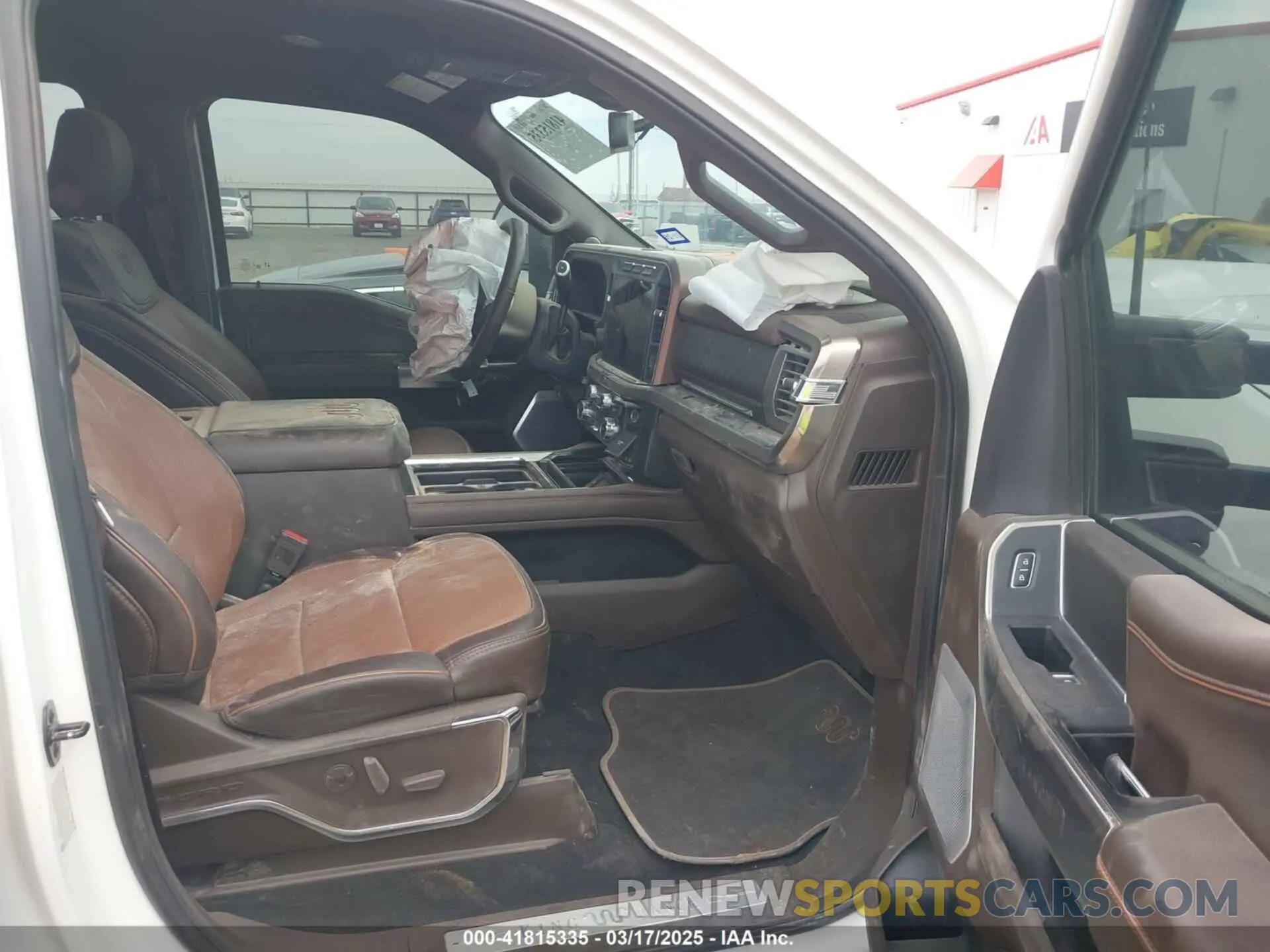 5 fotografías del automóvil dañado 1FT8W2BT0REC25880 FORD F-250 2024
